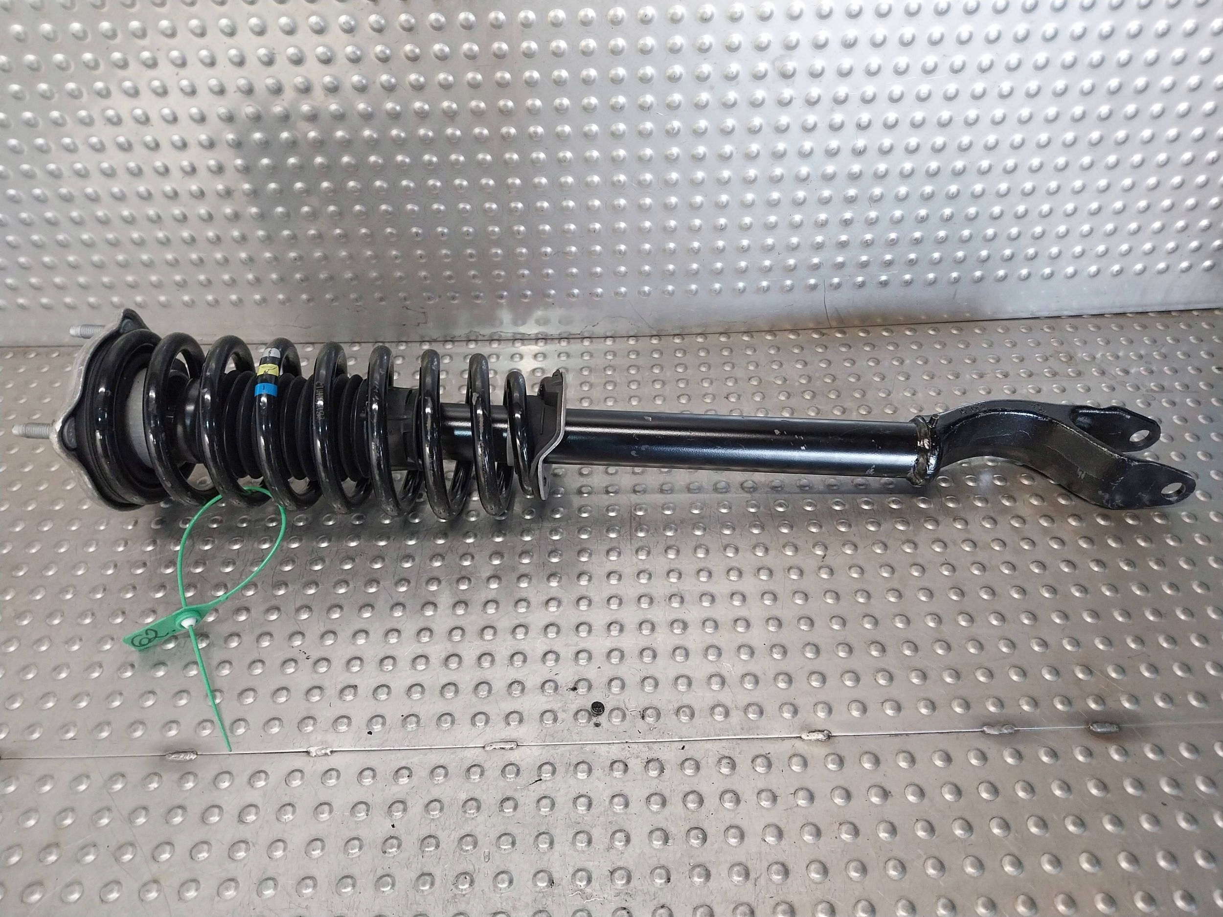 shock absorber right front original A2133201066 MERCEDES W213 W257