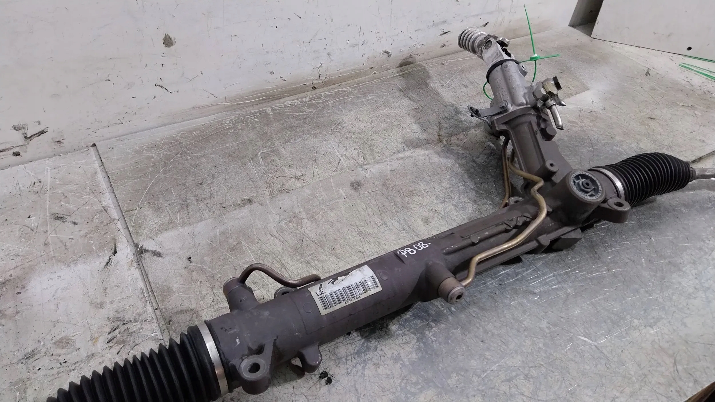 drag rod servo steering control 6777475 BMW 5 E60 E61 6 E63 E64
