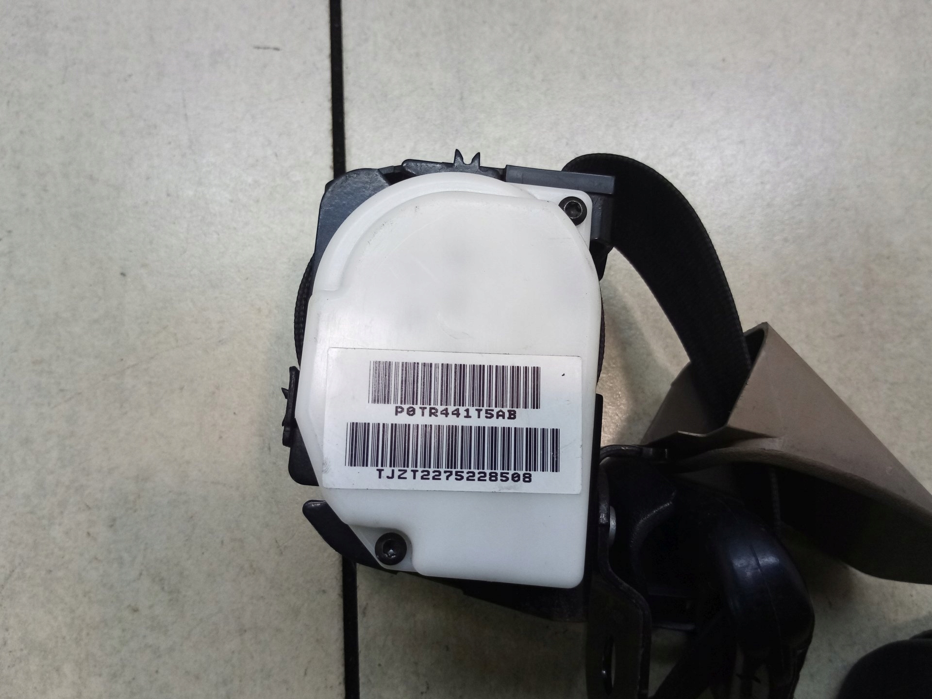 tension belt safety right front VOYAGER IV 2.5 CRD