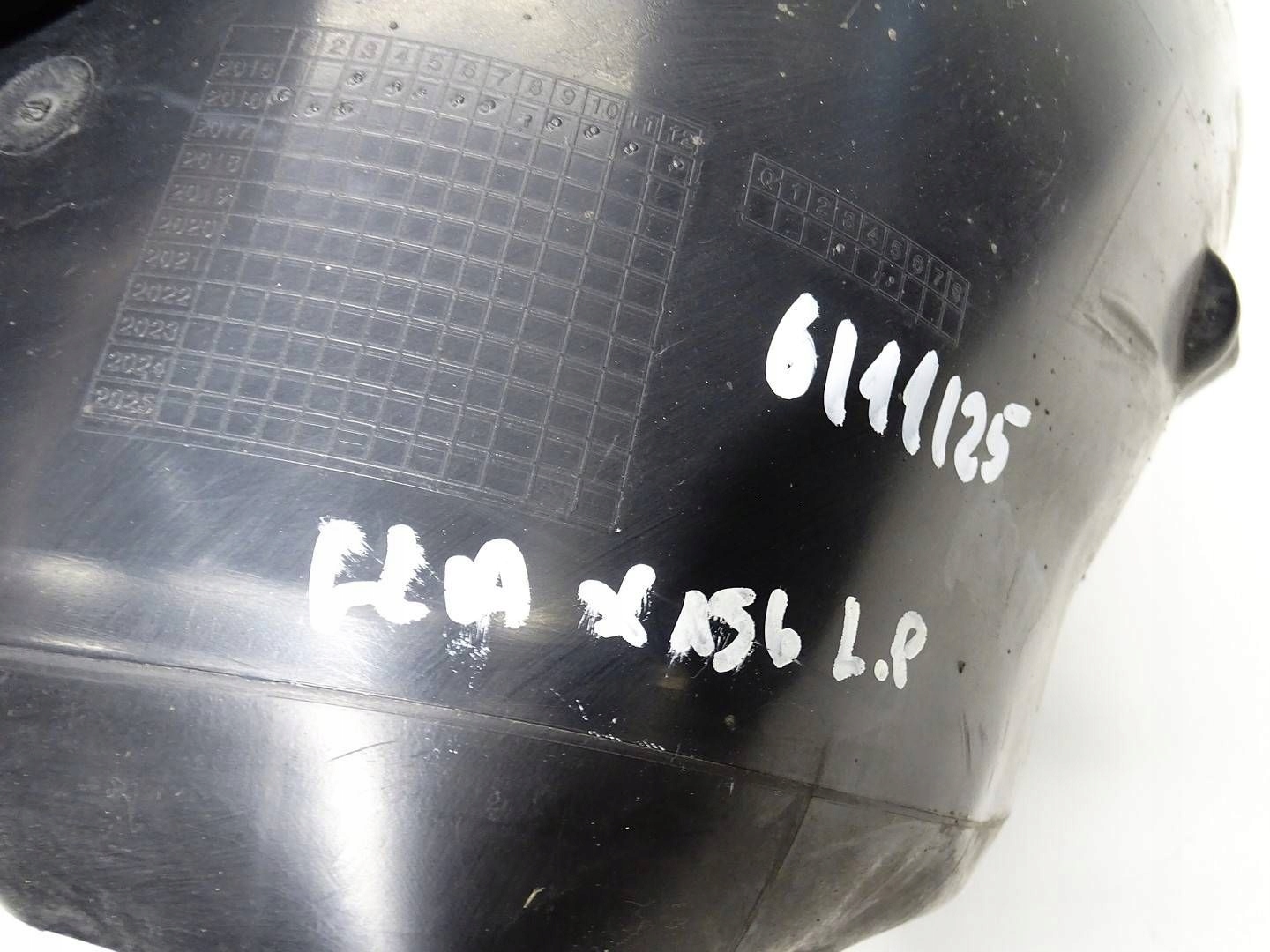 mudguard left front left front MERCEDES GLA X156 A1566900330