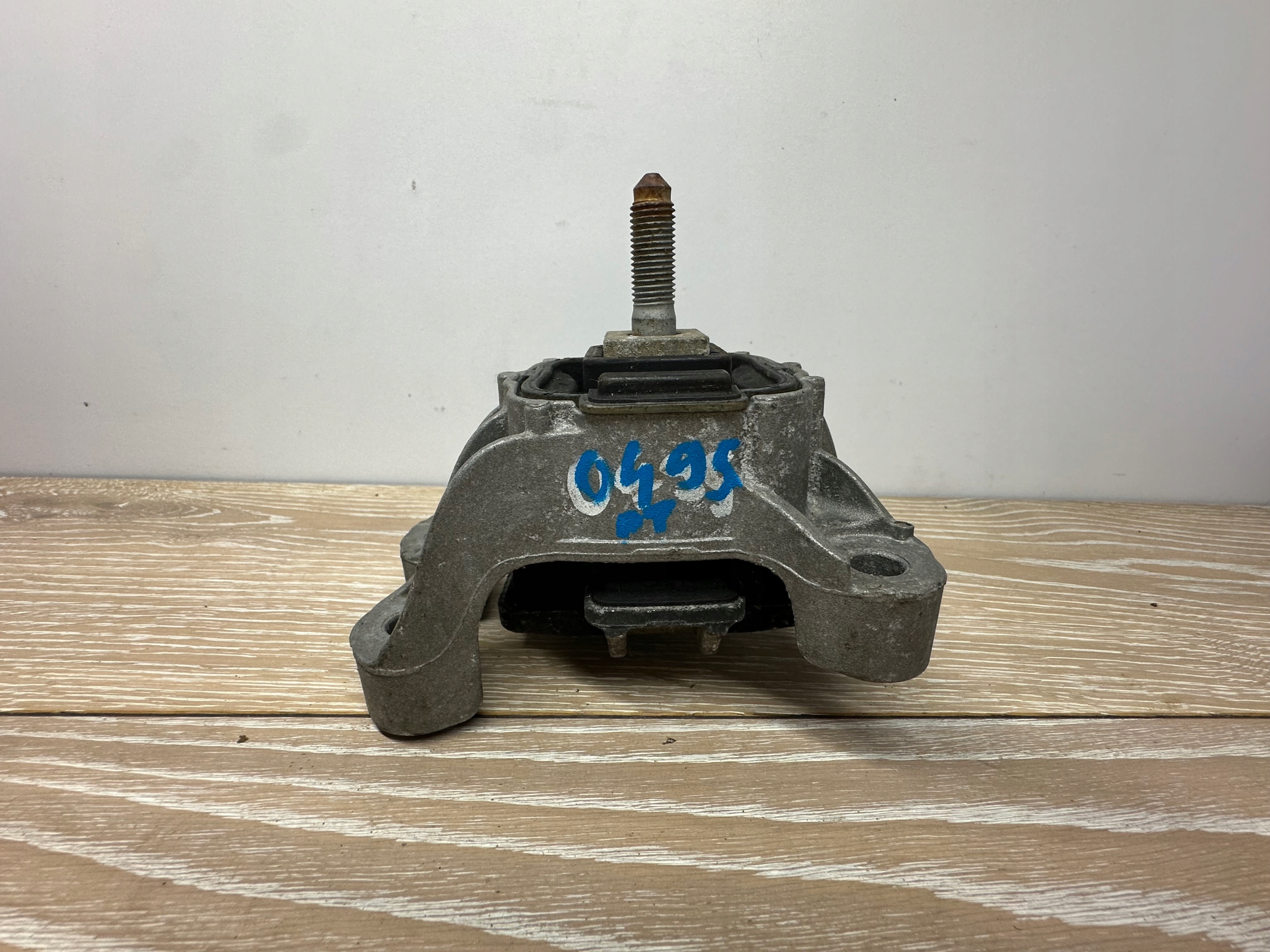 MINI COOPER S R56 1.6 T engine mount 6784355