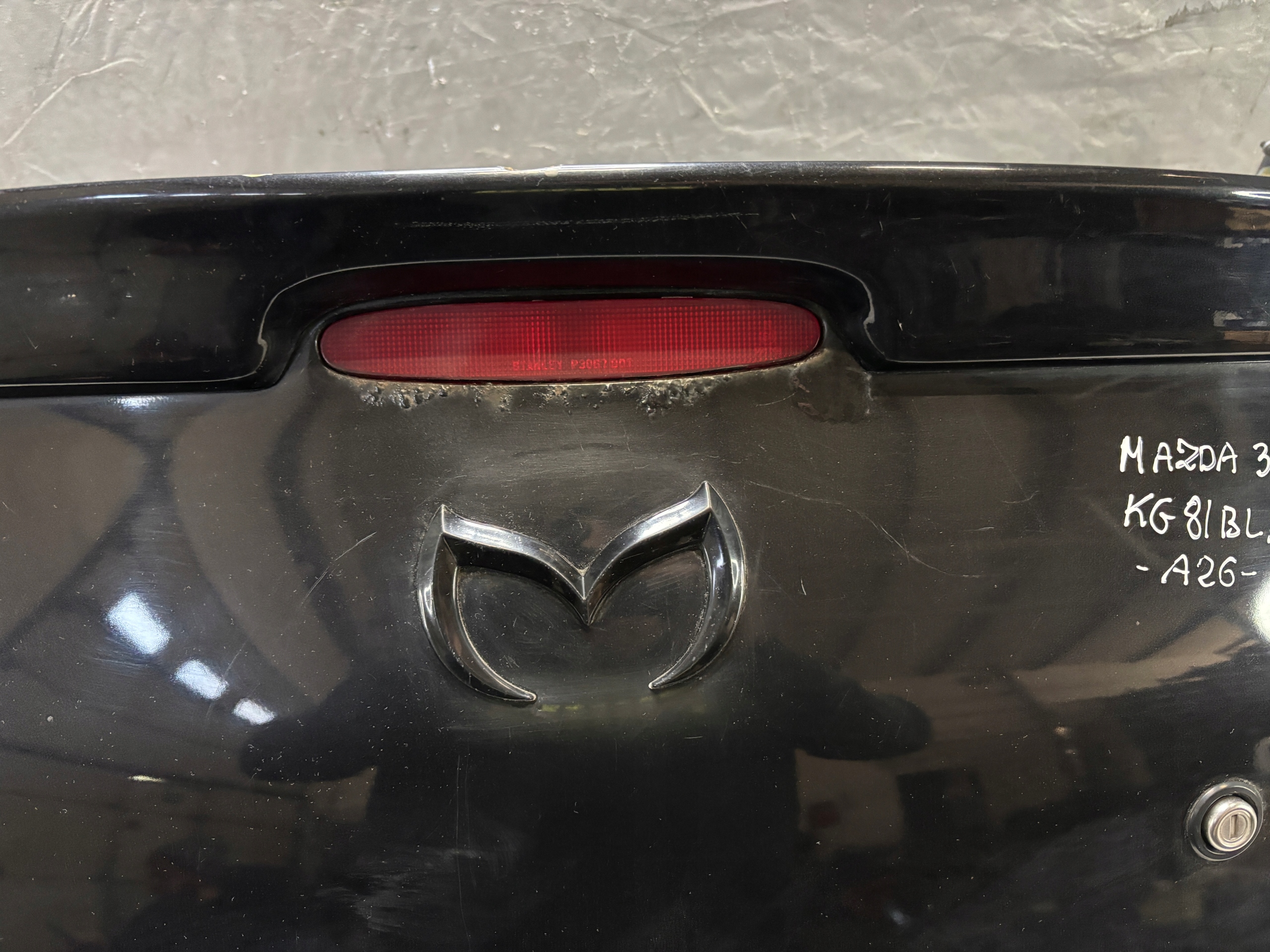 trunk door boot Mazda 3 and sedan