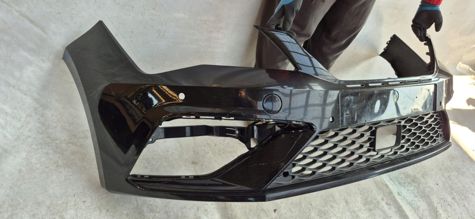SEAT LEON III 3 CUPRA LIFT 16-20 bumper front front PDC