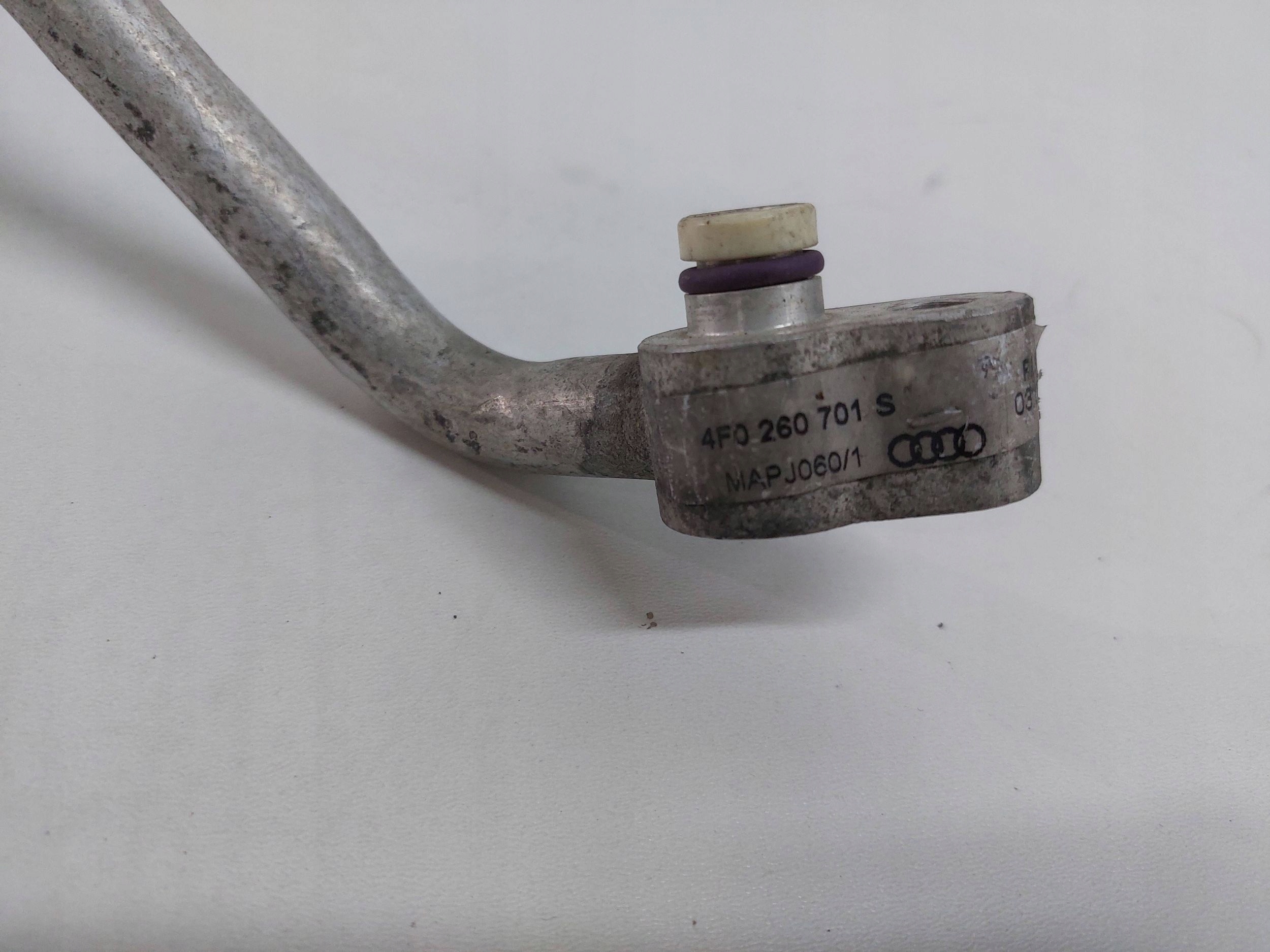 AUDI A6 C6 2,7D 3.0D hadice klimatizaci 4F0260701S