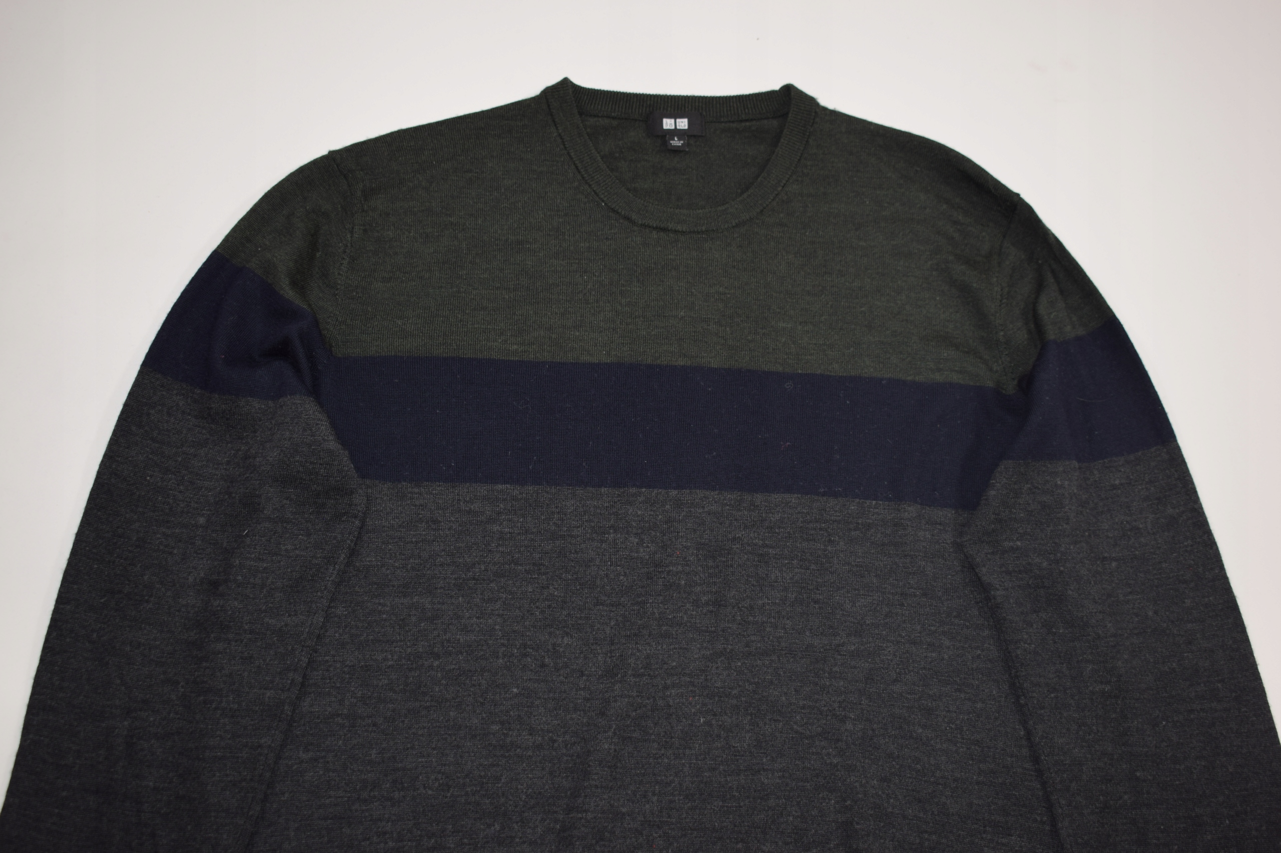 MĘSKI SWETER UNIQLO 100%MERINO WOOL ROZ.L Rozmiar L