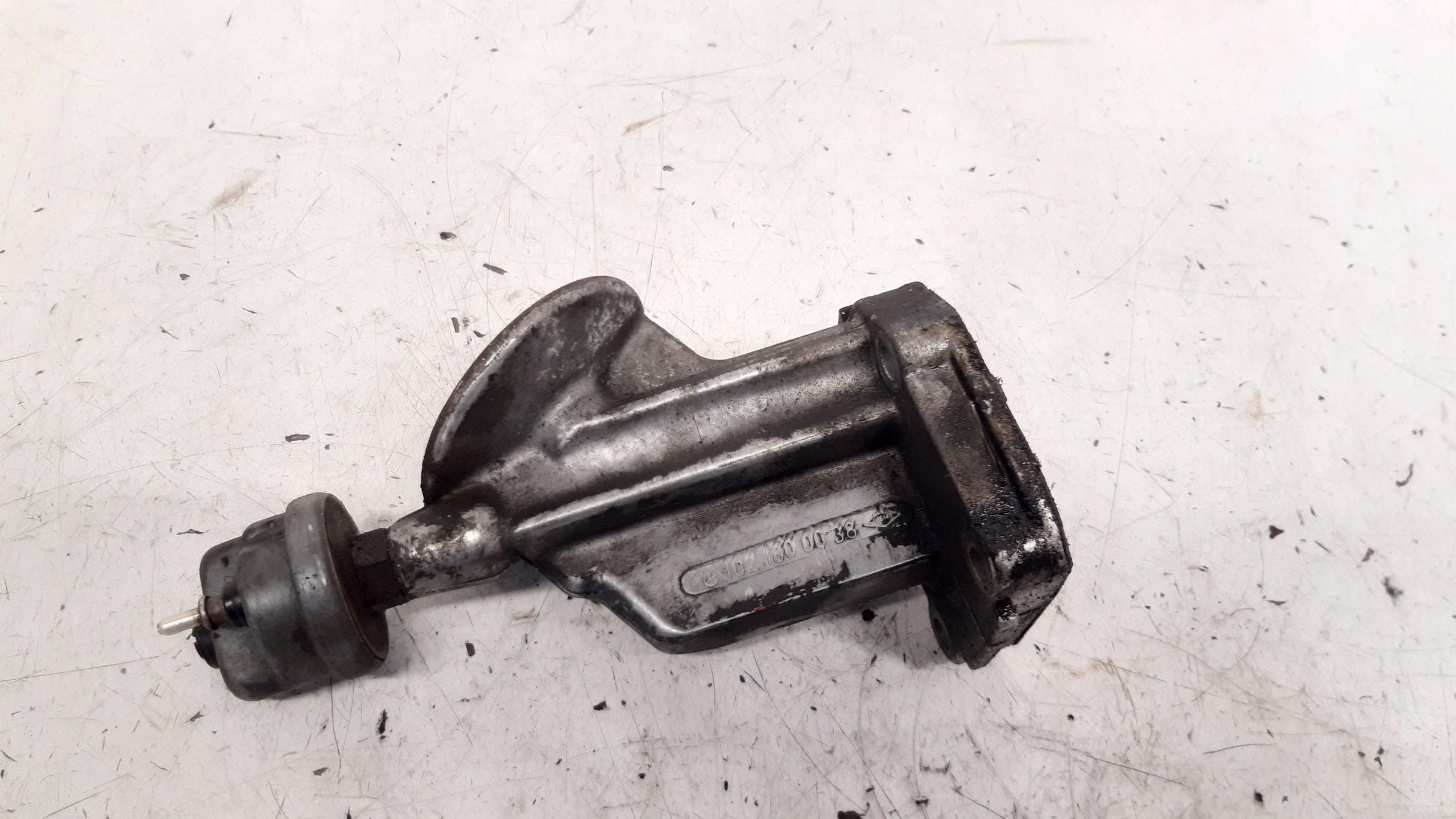 Ölfiltergehäuse 1021800038 Mercedes W124