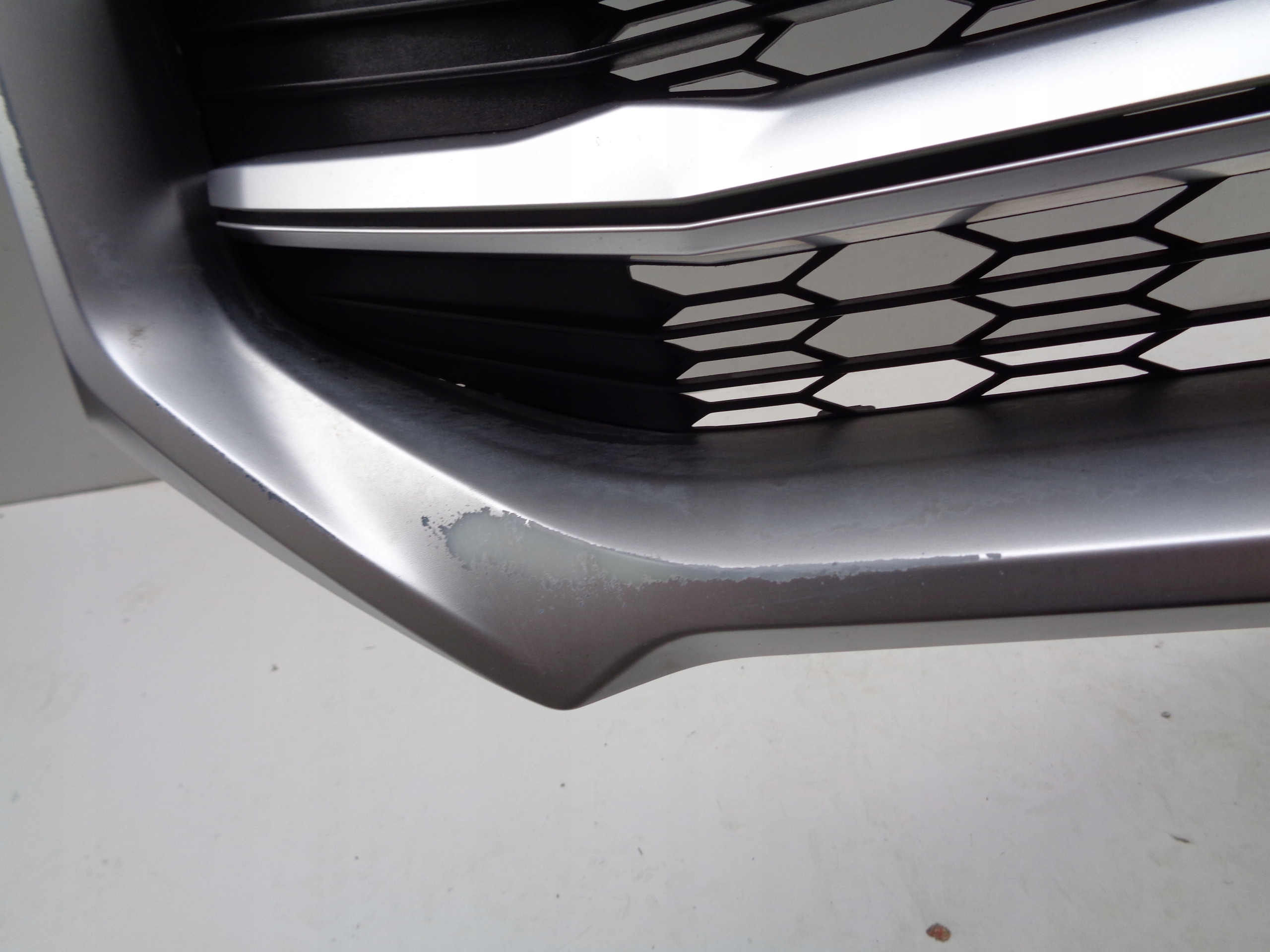 GRIGLIA MAXUS DELIVERY 9