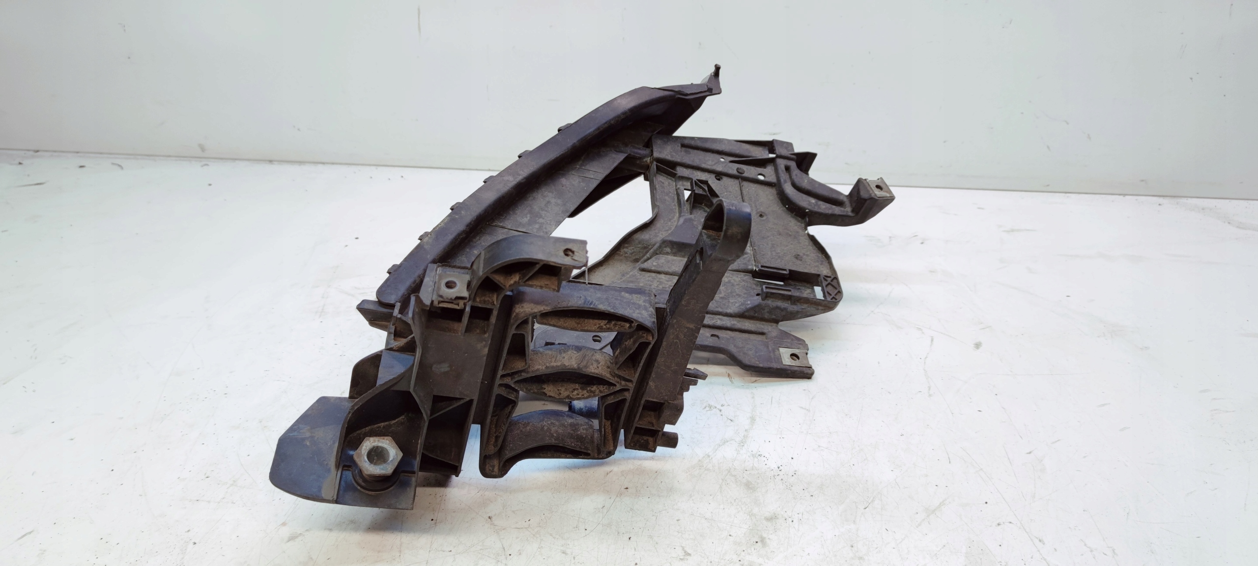 SUPPORT POIGNÉE SUPPORT PLAQUE REFLEKTORA DROITE AUDI A4 B8 8K0805608C *2*