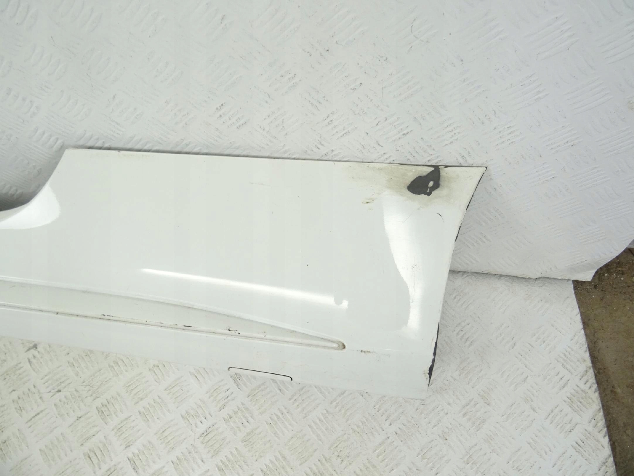 Mercedes C 205 AMG Coupe moulding threshold left