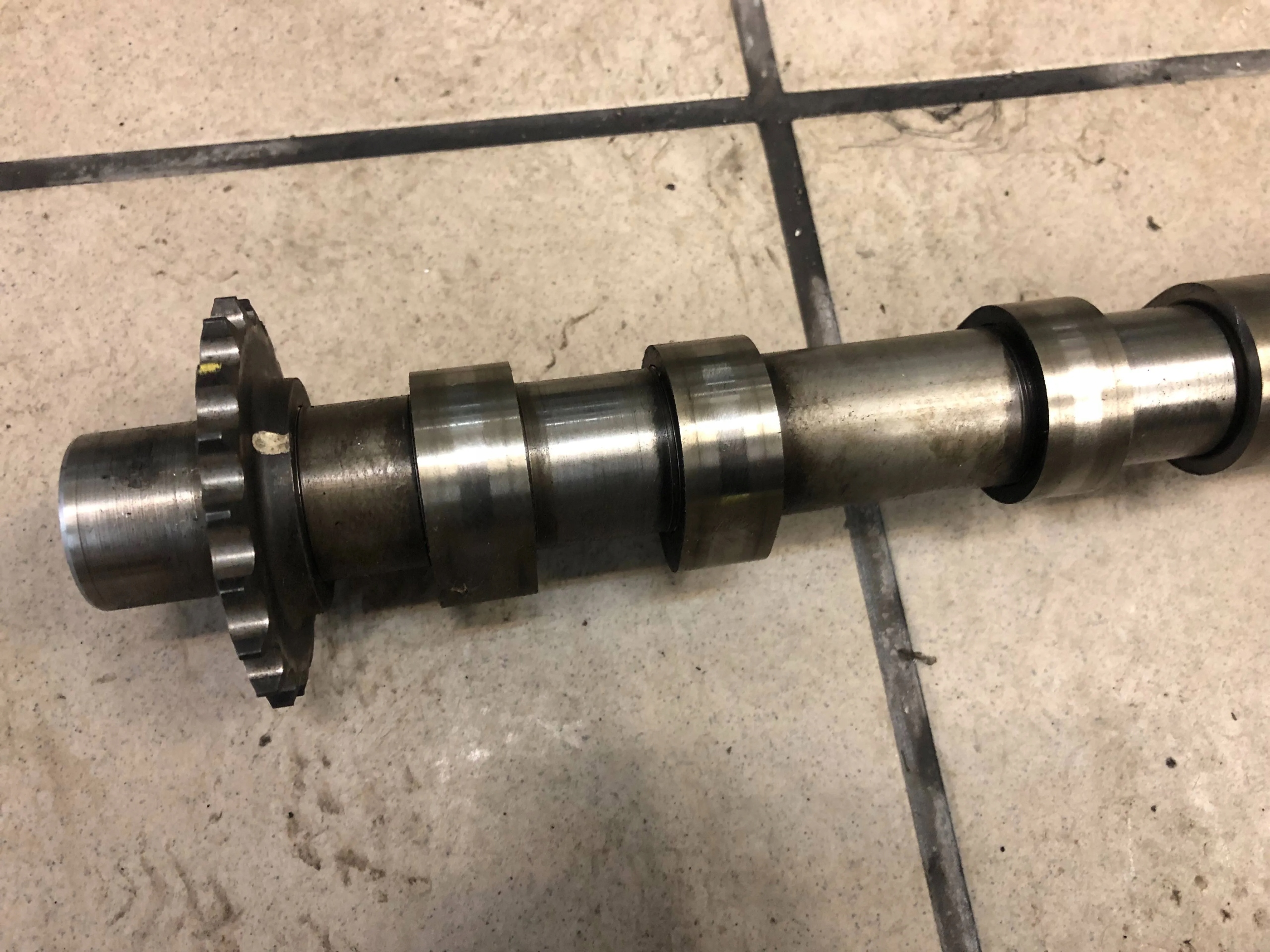 9644216280 - Распределительный вал 2.0 HDI PEUGEOT FORD 9644216280-CO