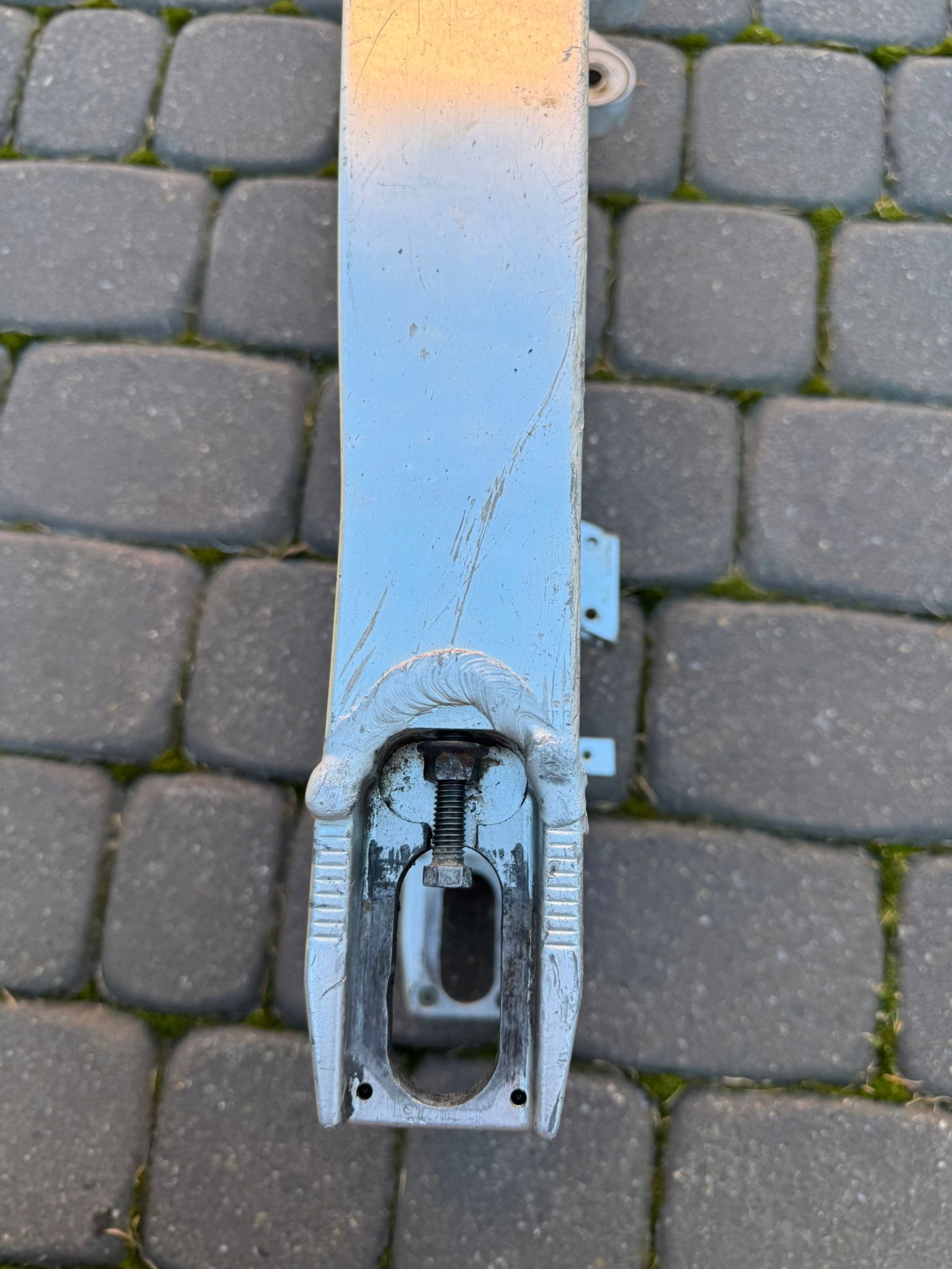 Alt