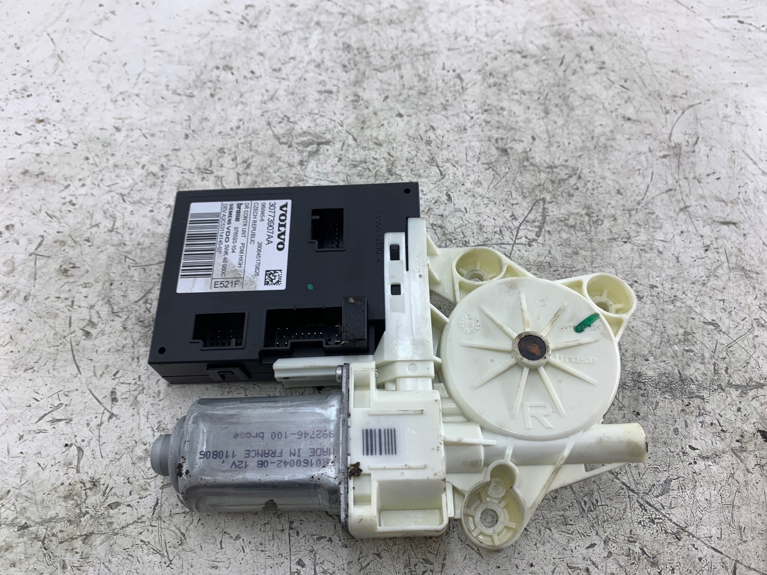 VOLVO V50 and mini motor windows right front 30773907AA