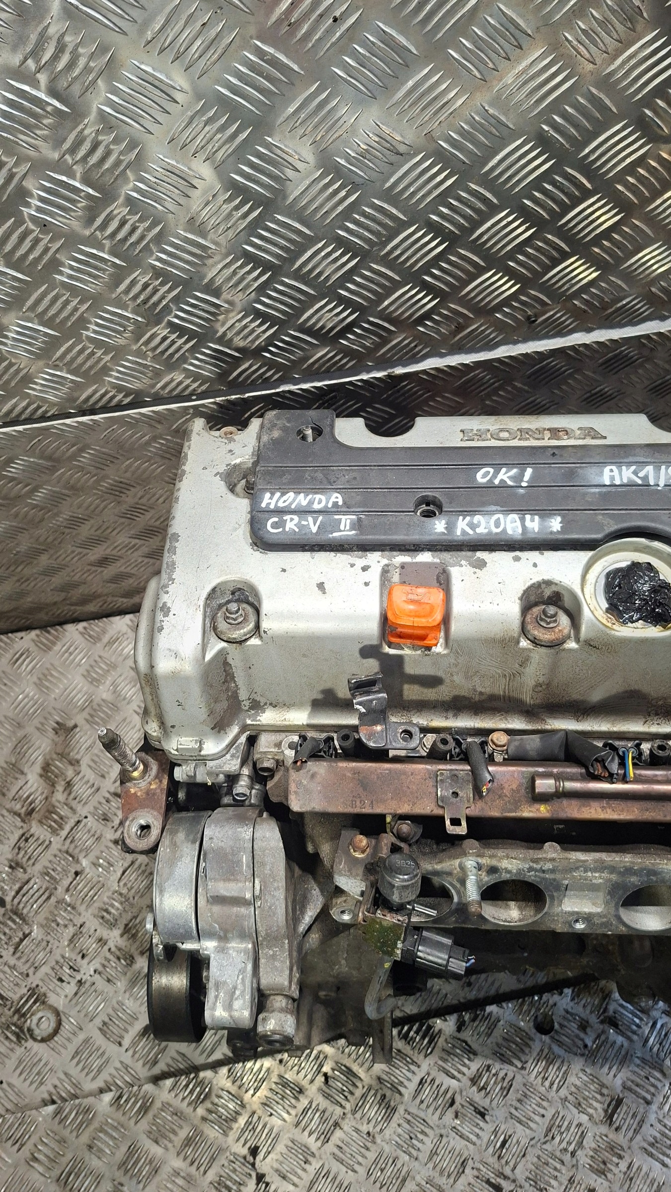 engine unprotected pillar HONDA CR-V II 2.0 K20A4 110KW