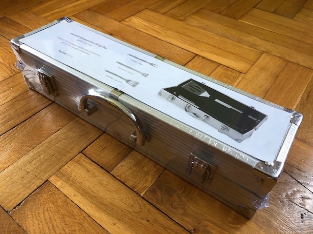 GRILL ZESTAW AKCESORIÓW DO GRILLA WALIZKA