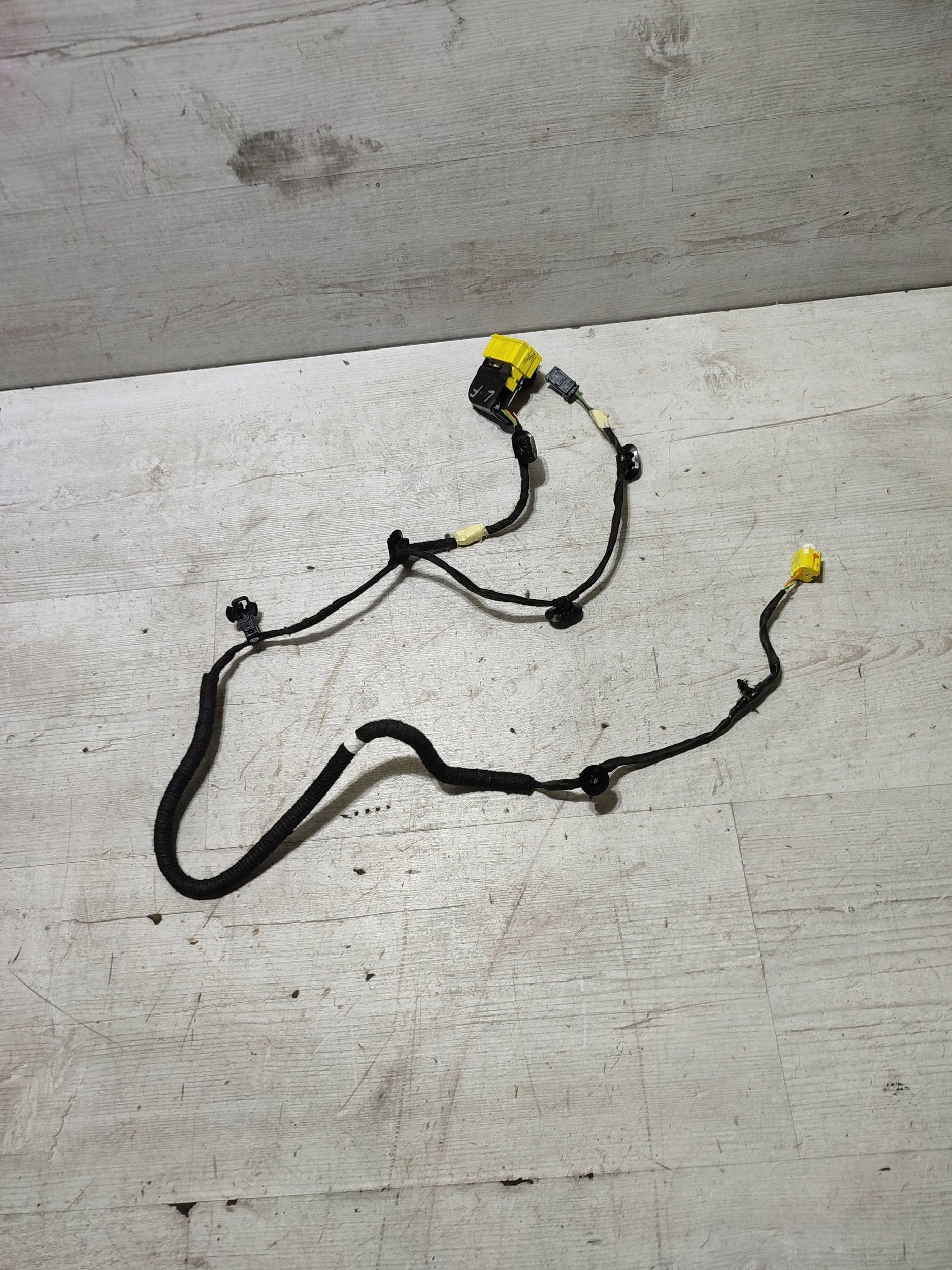 Opel Corsa F 2022 left side bundle siedziska seat