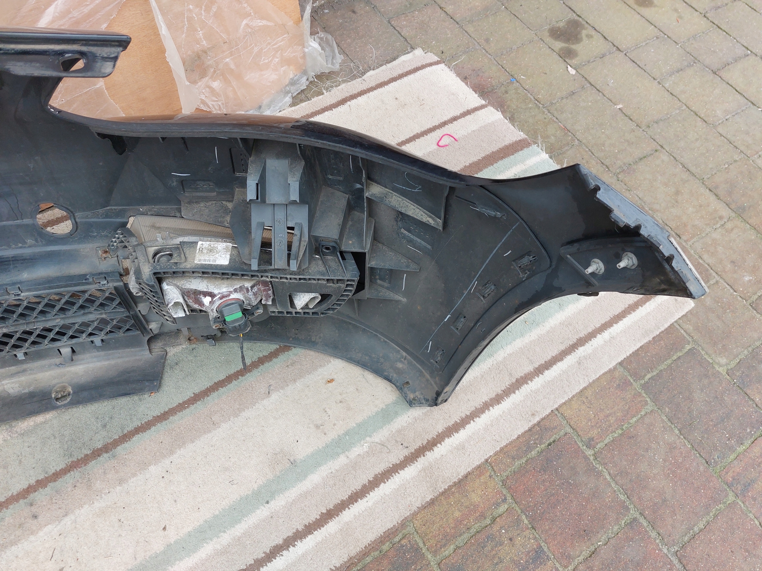 BMW Z4 E85 E86 LIFT 06-09 nárazník předek přední cerný 668