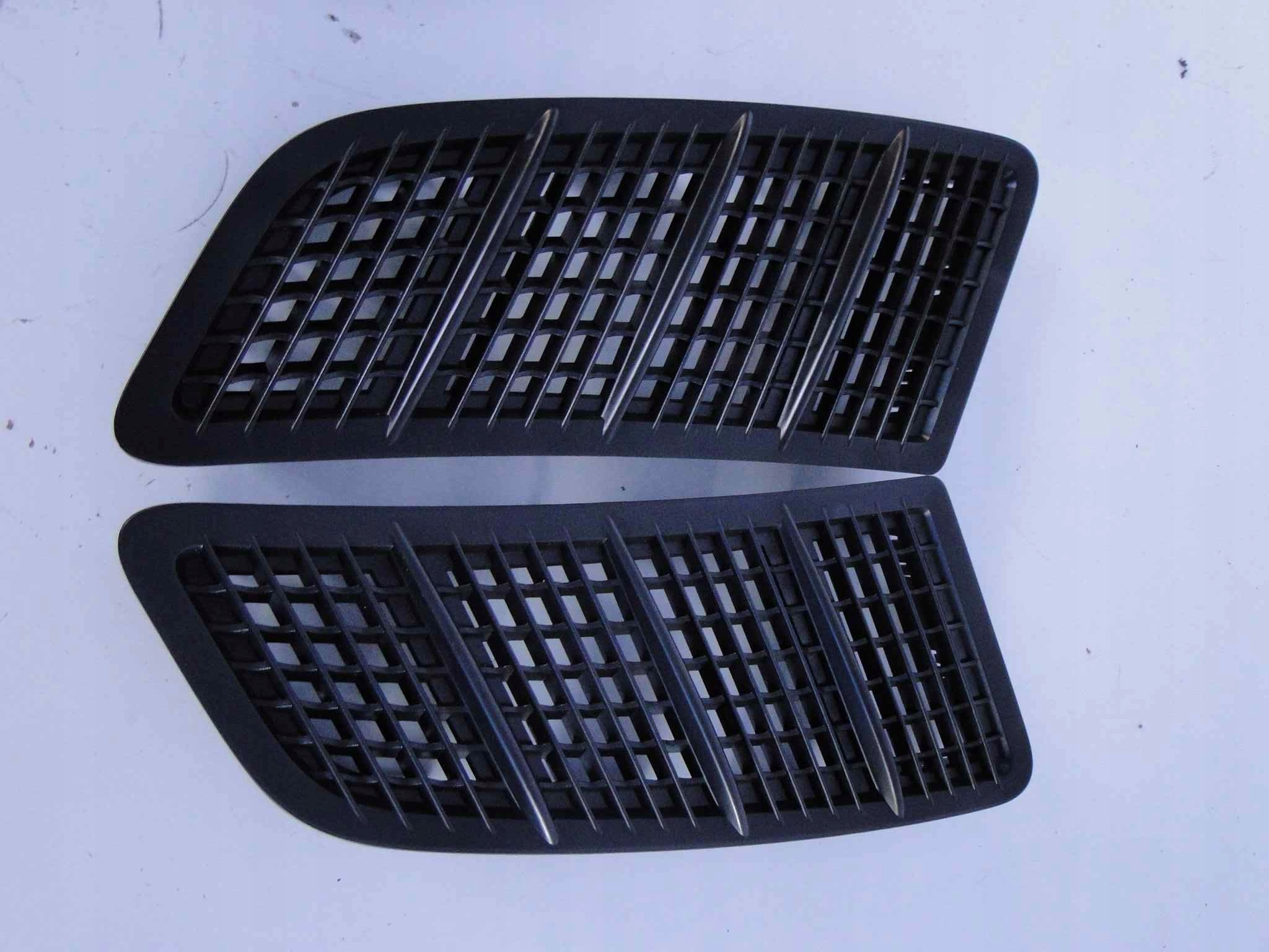 A1728800105 - Mercedes SLK SLC R172 172 решетка капота