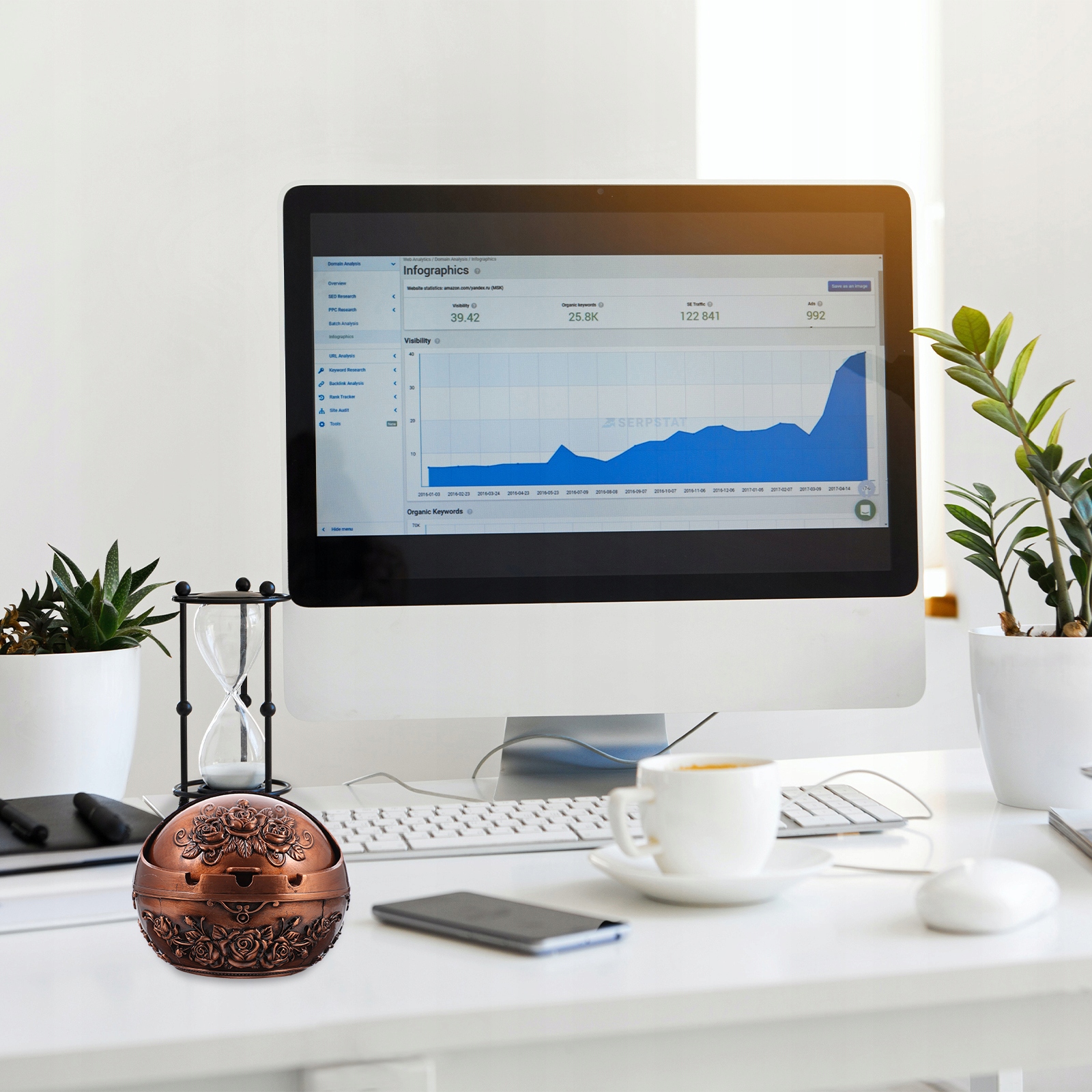 POPIELNICZEK RETRO EUROPEJSKIEGO STYLU Z POKRYWKĄ METALOWY DO DOMU I BIURA Marka bez marki