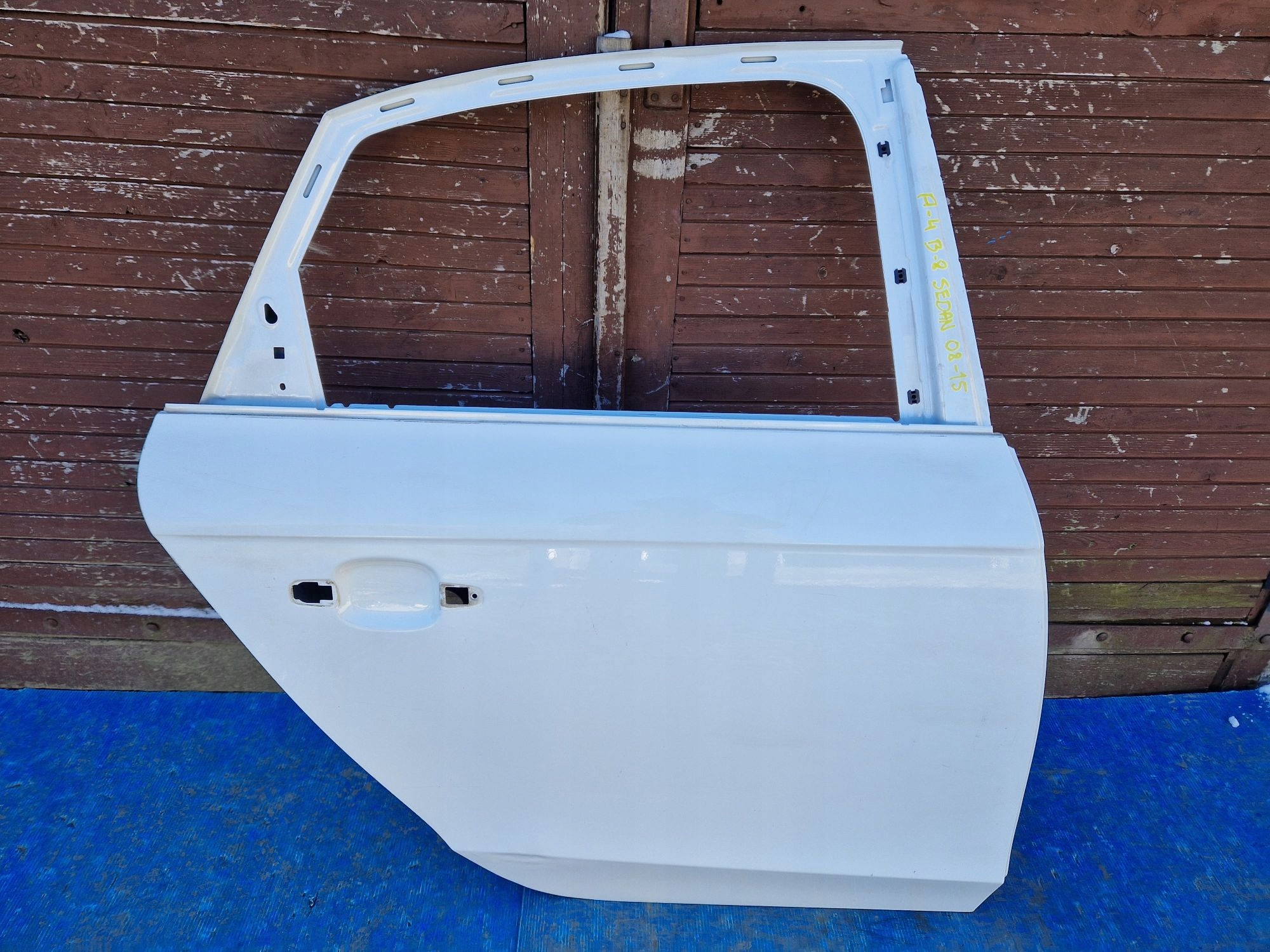 door right rear. AUDI A4 B8 sedan 2008R->