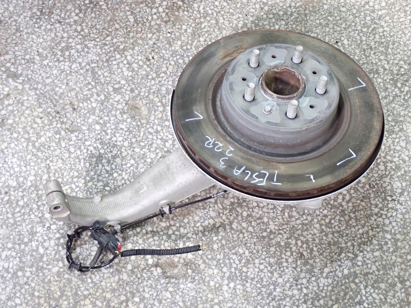 поворотный кулак 2WD 1044311-00-E tesla Модель 3 3D5 22R