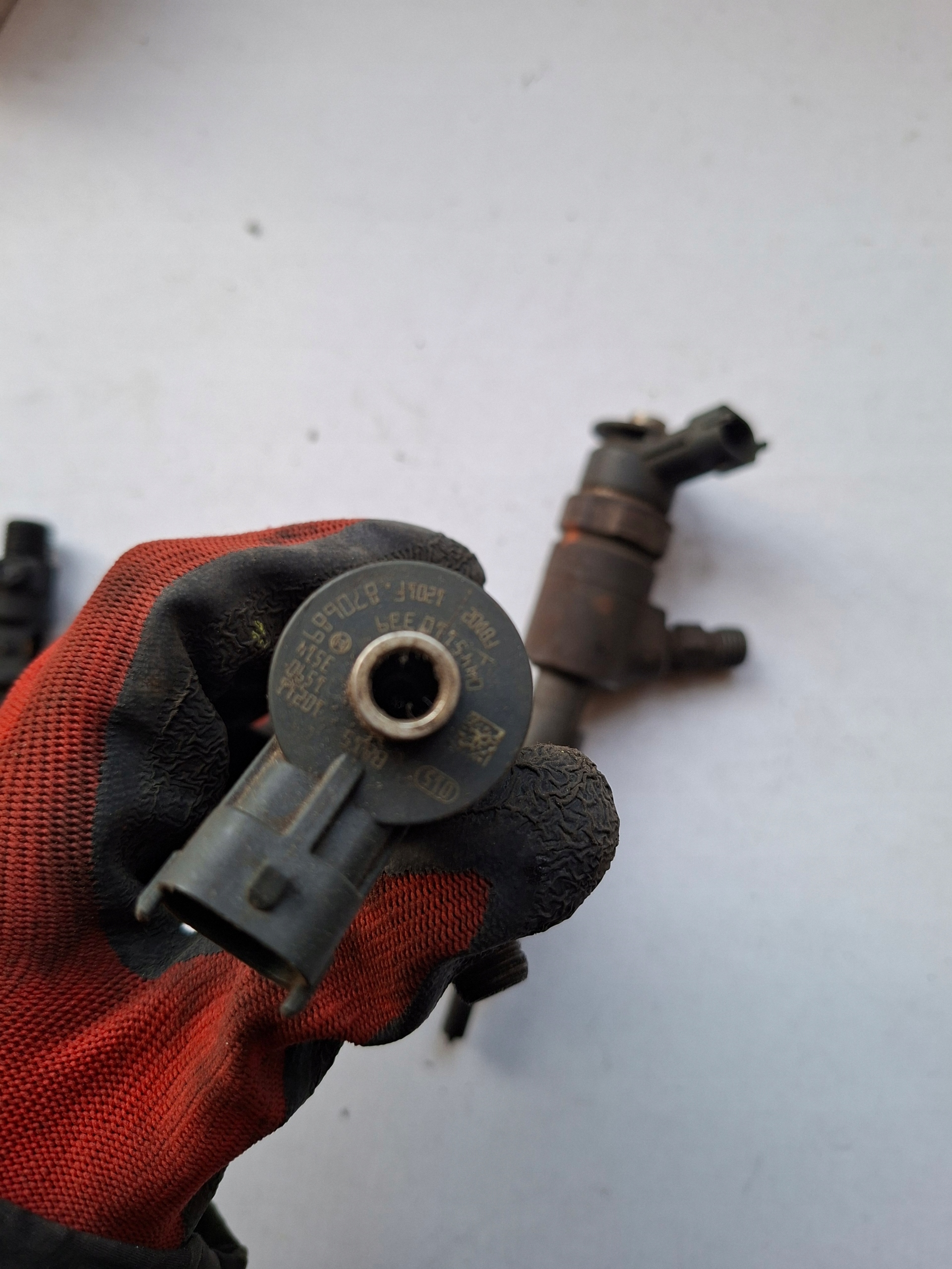 injector CITROEN FORD VOLVO 0445110339 1.4 HDI