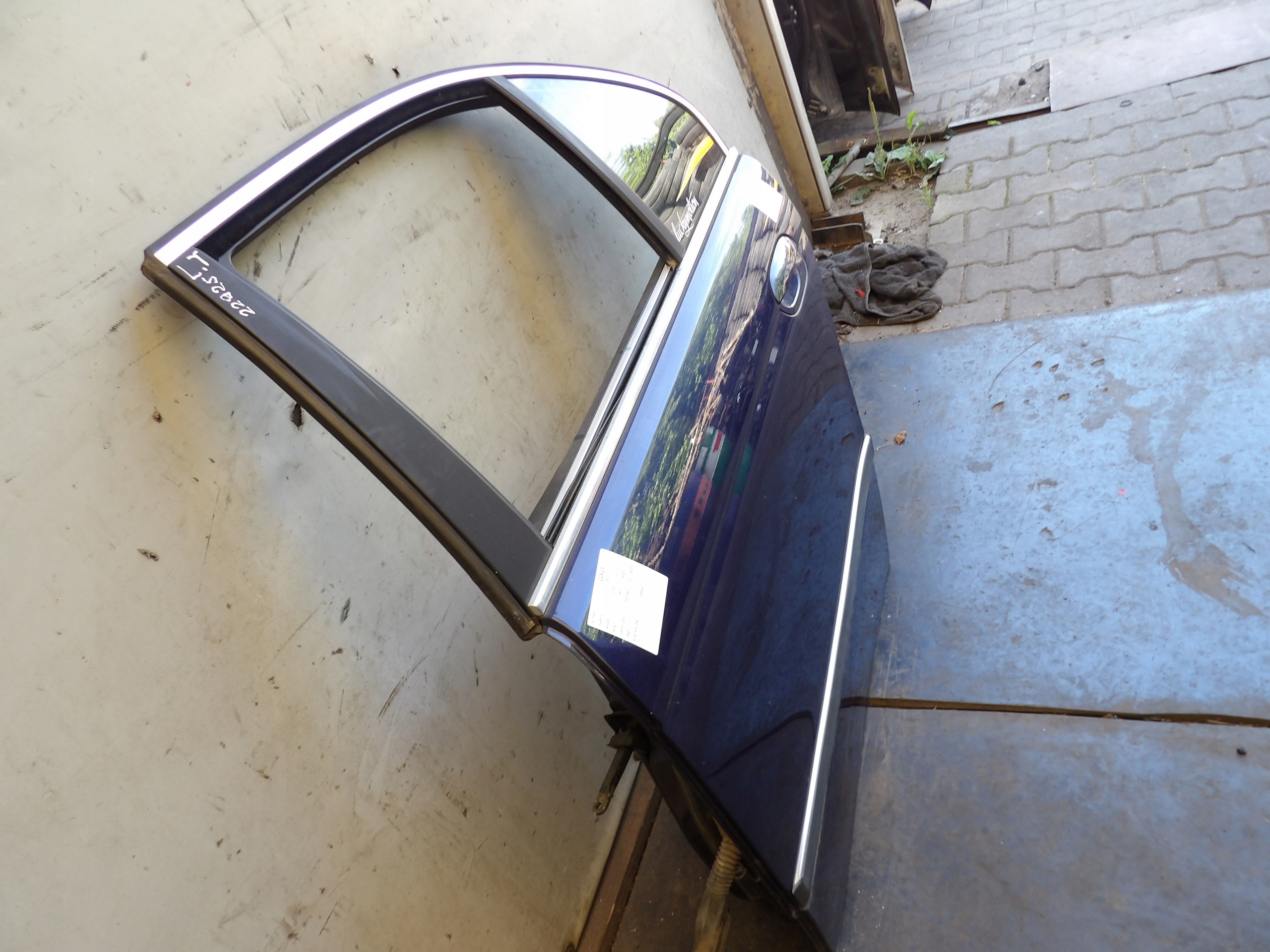BMW E39 Tür hinten links Sedan