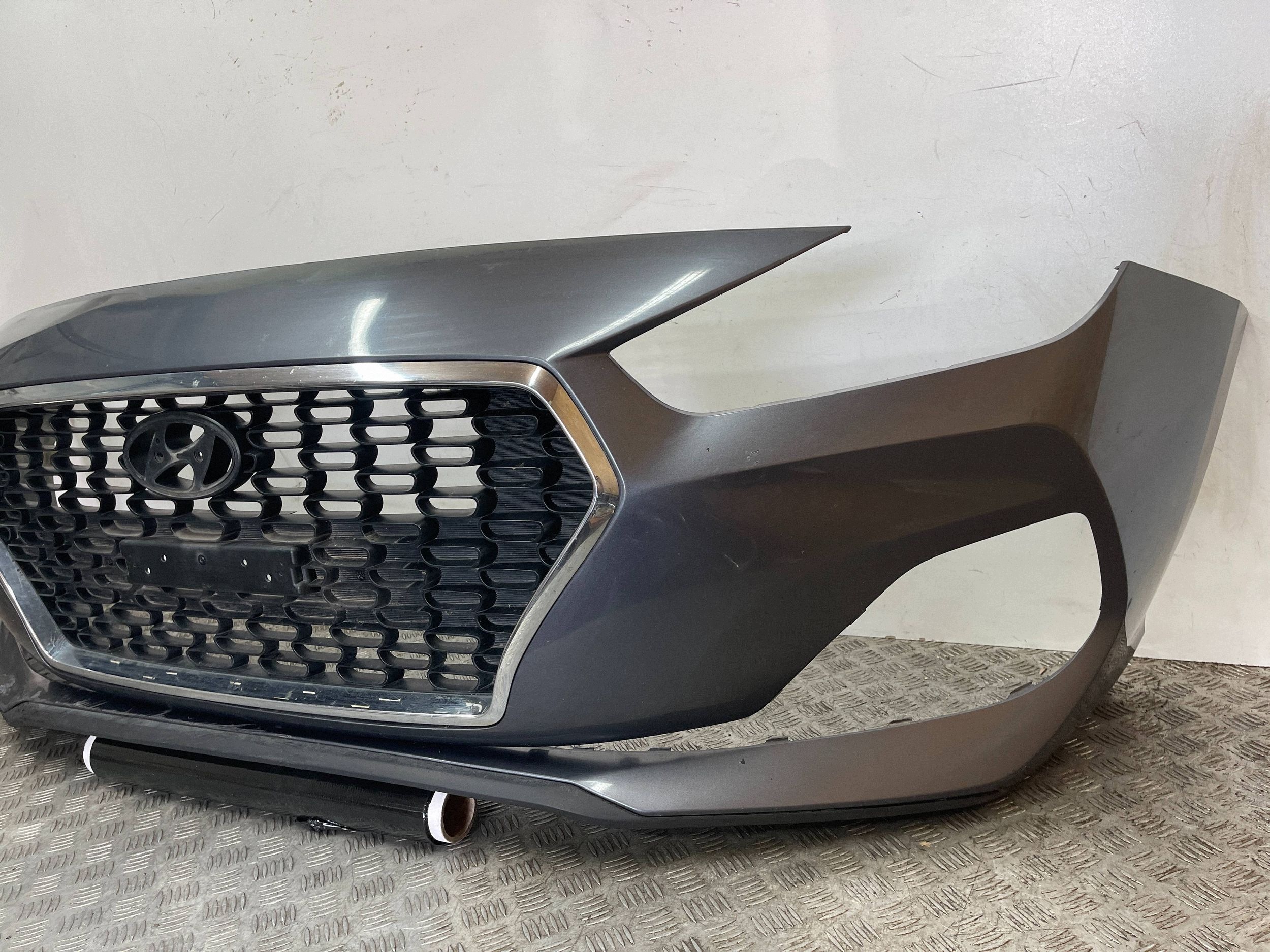 front bumper front HYUNDAI I30 3 III 17