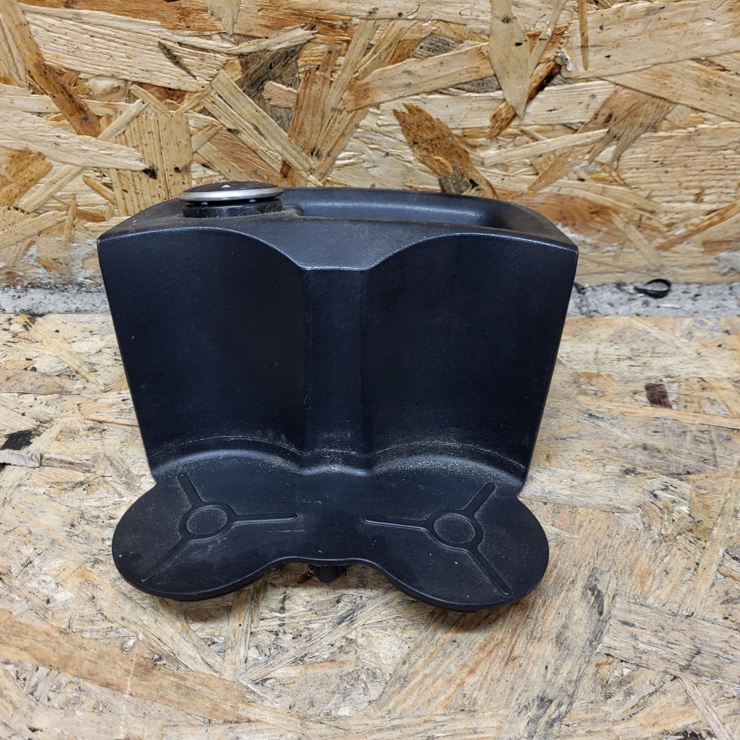 FORD FOCUS MK3 11-15 KOMBI HB PANEL passenger compartment adapter ZAPALNICZKI