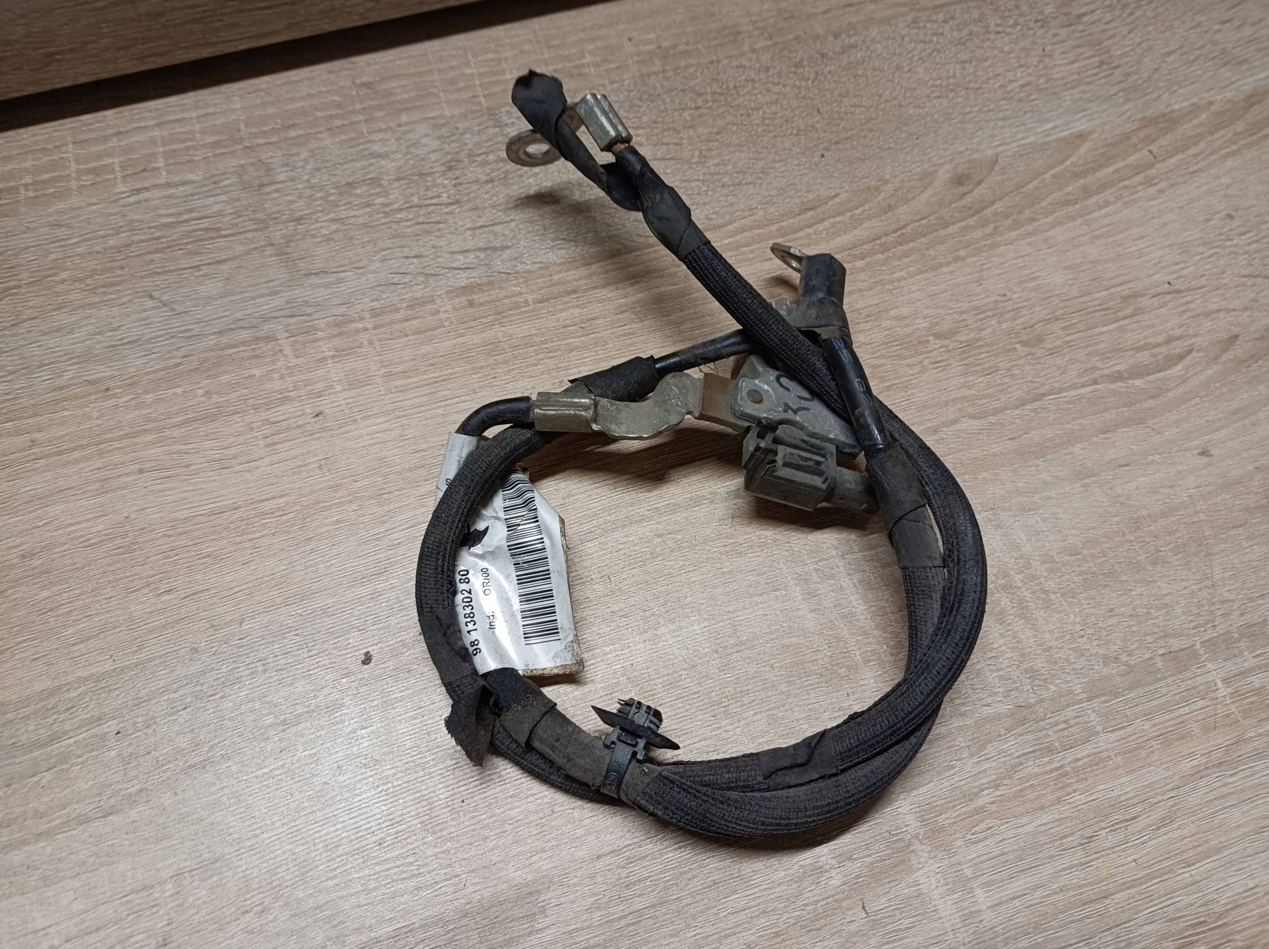 Batteriemanagement Sensor Peugeot 2008 und 9813830280