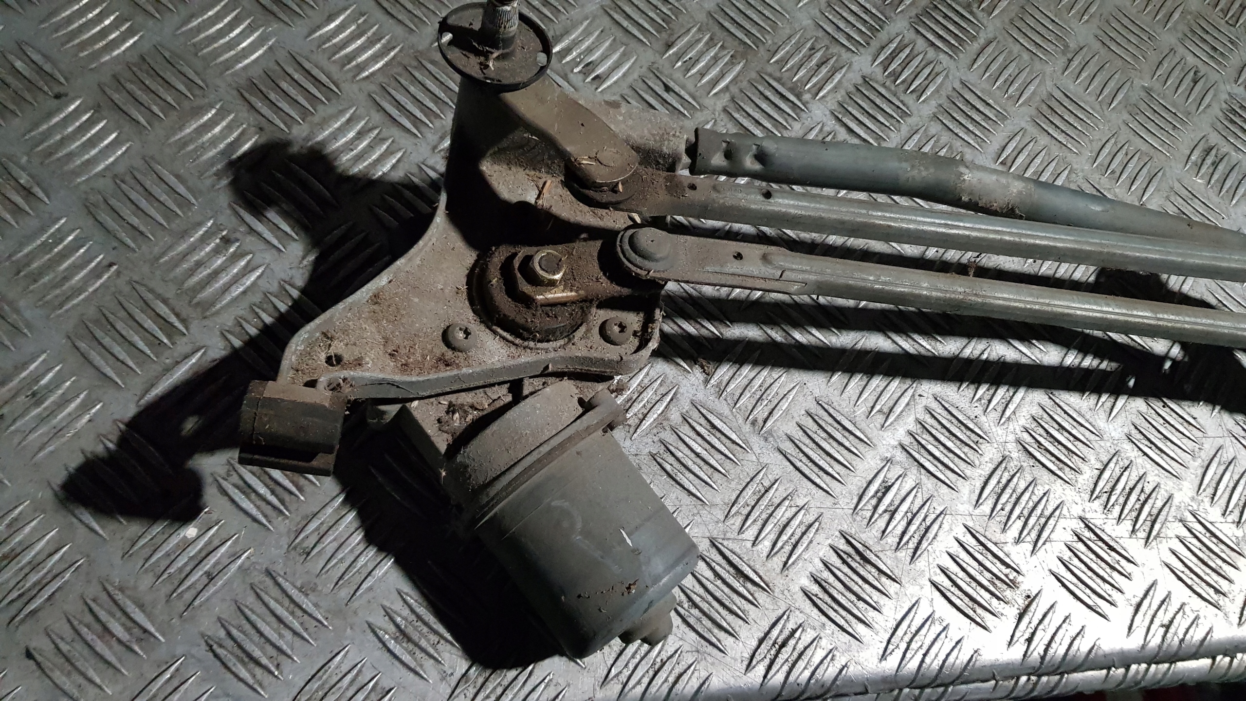 HONDA CIVIC VII wiper mechanism front EUROPA