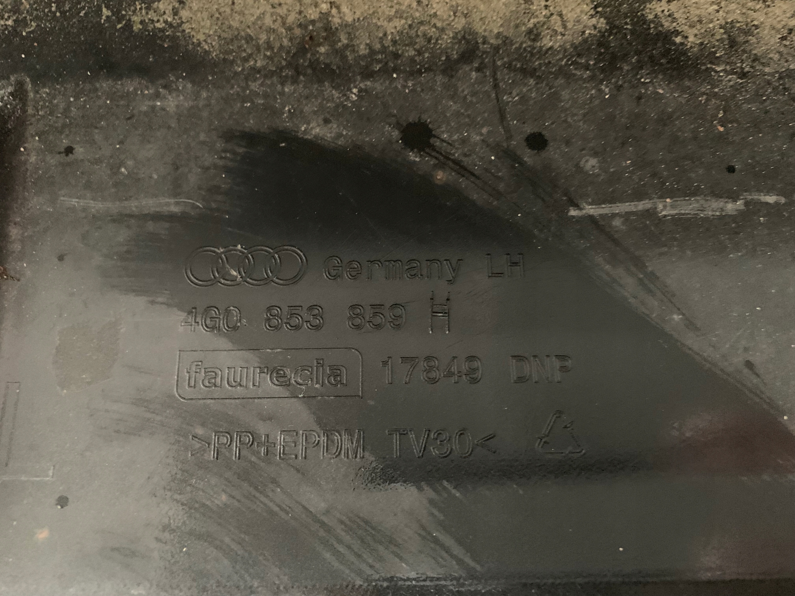 Audi A6 4G S line moulding threshold left