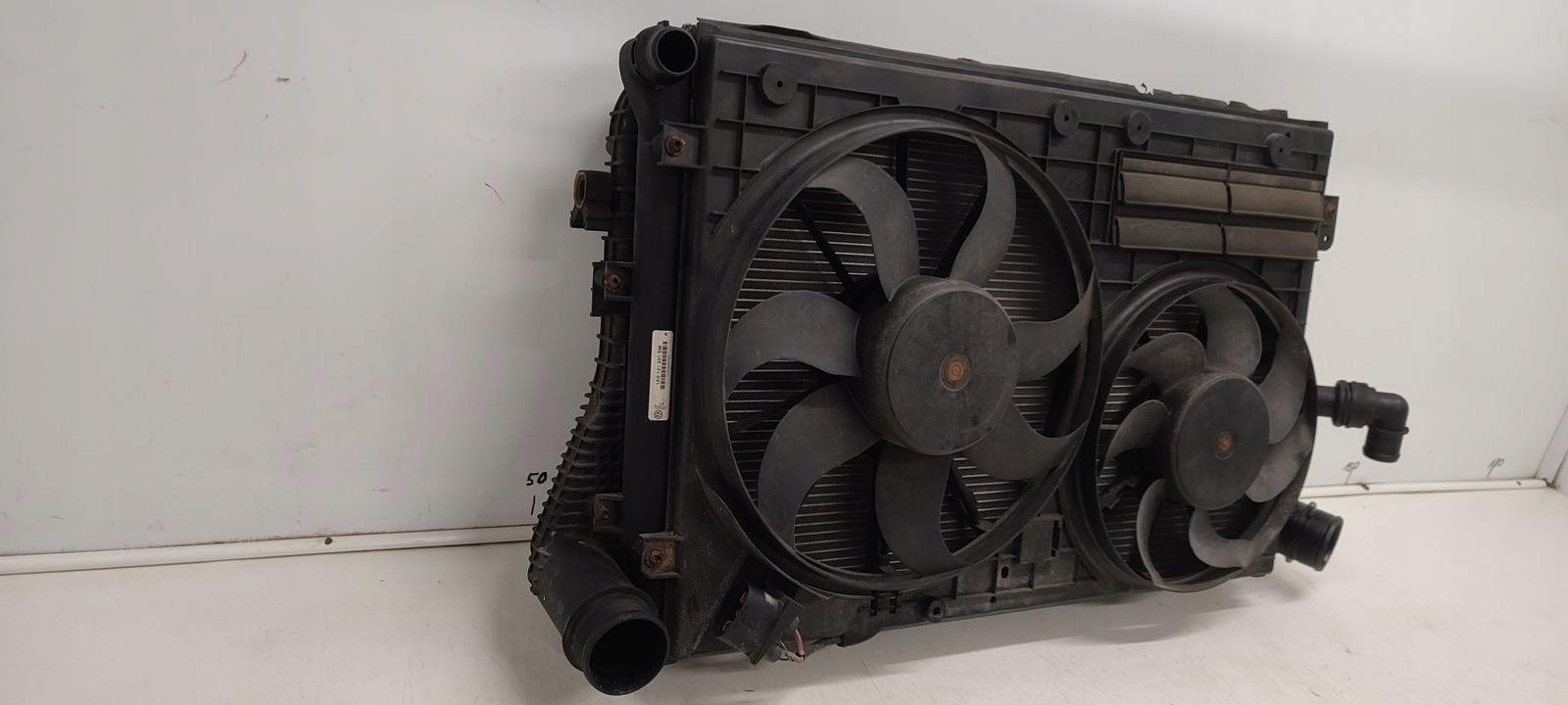 chladiče vody vzduchový ventilátor VW Passat B6 2,0 TDI CR