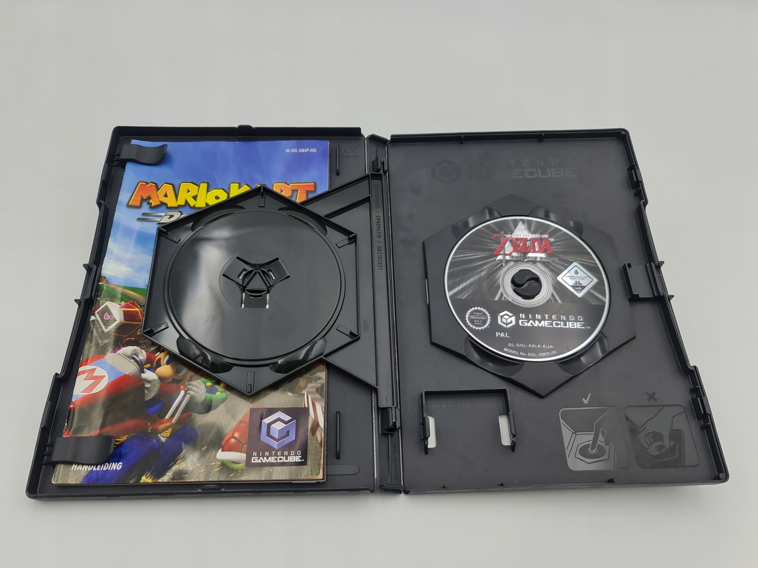 MARIO KART DOUBLE DASH + ZELDA COLLECTOR'S EDITION Tytuł MARIO KART DOUBLE DASH + ZELDA COLLECTOR'S EDITION