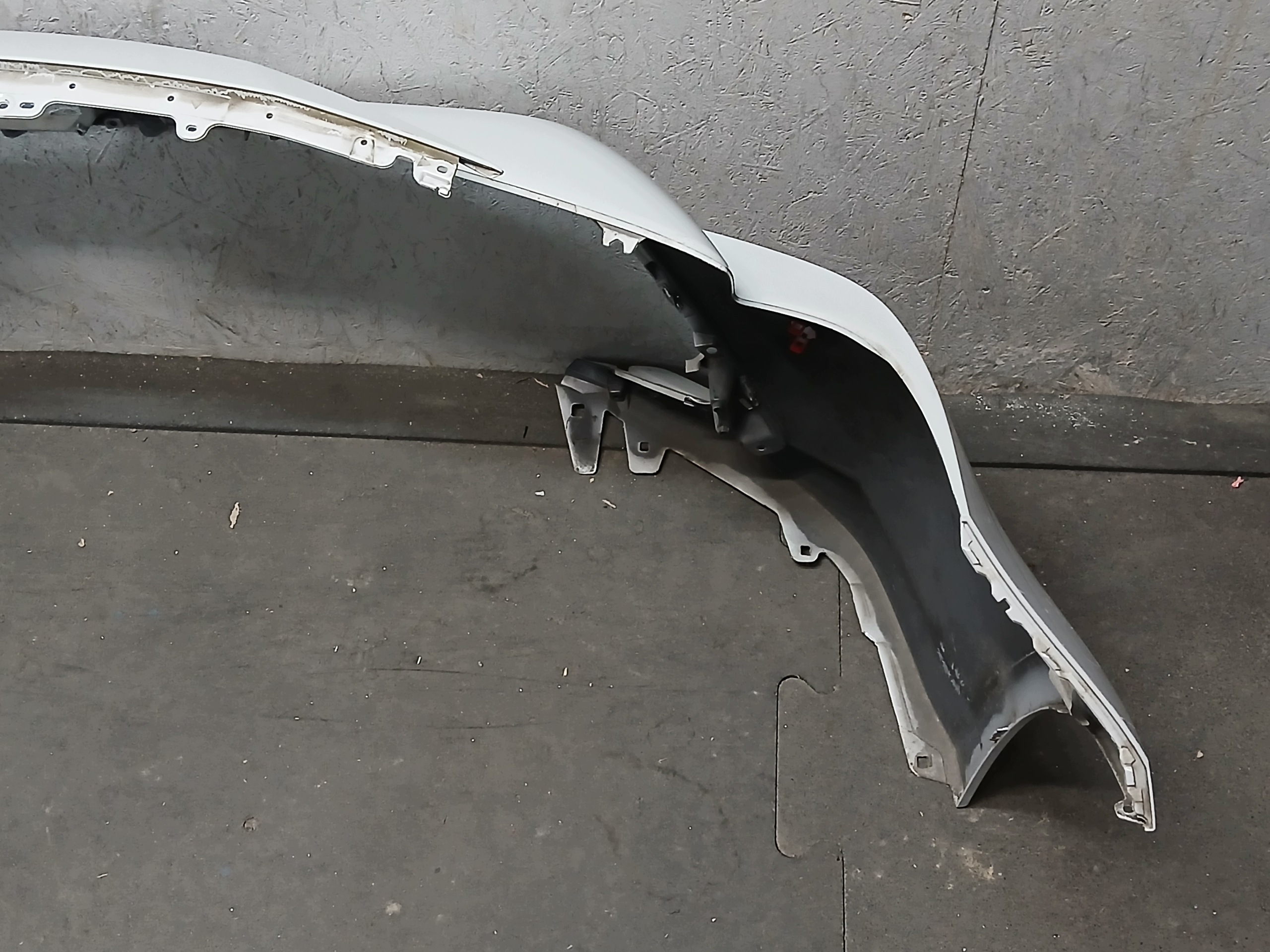 bumper front TOYOTA COROLLA E21 HB KOMBI GR SPORT