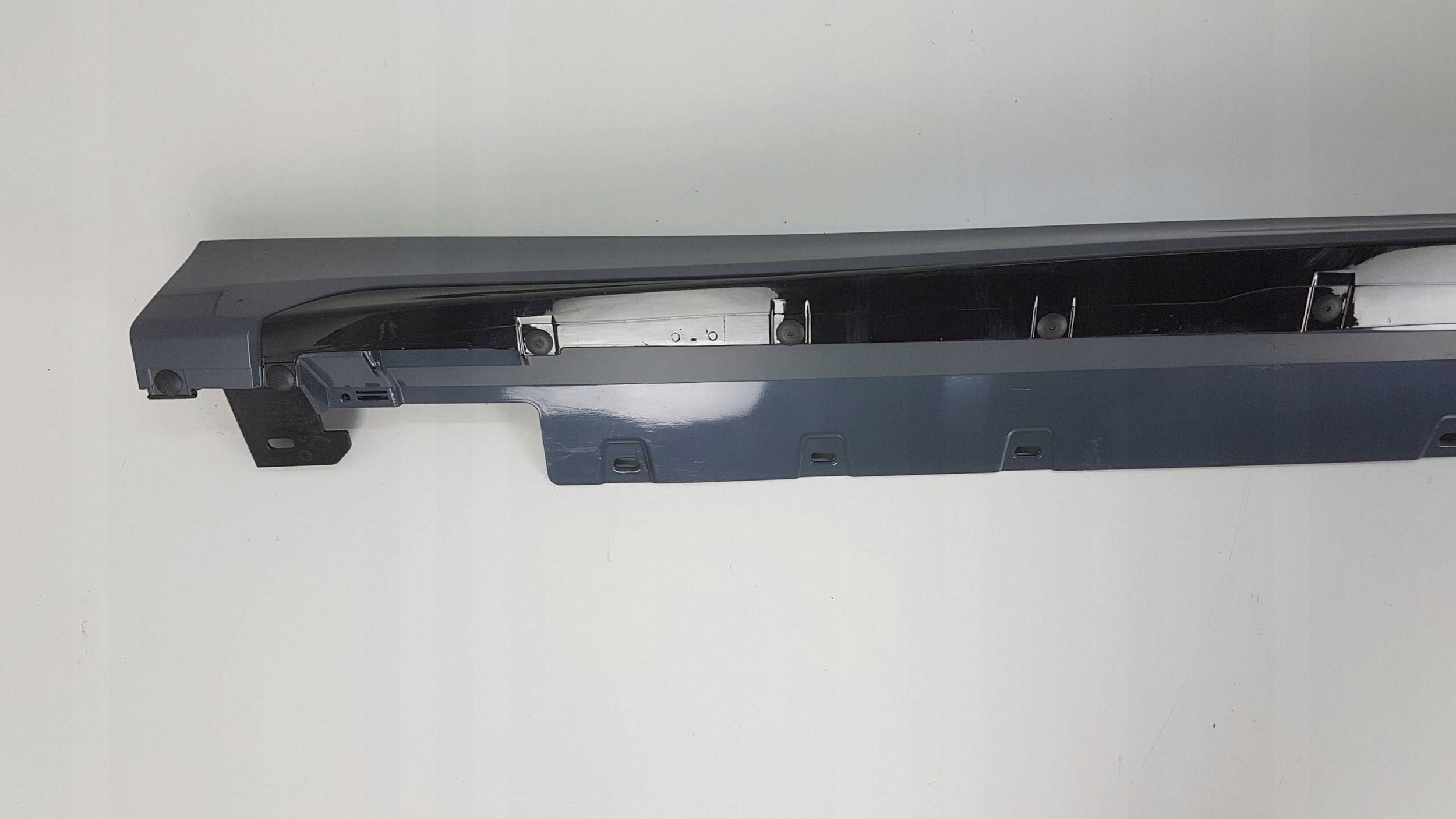 BMW 1 f40 moulding threshold left 8072573 M pakiet