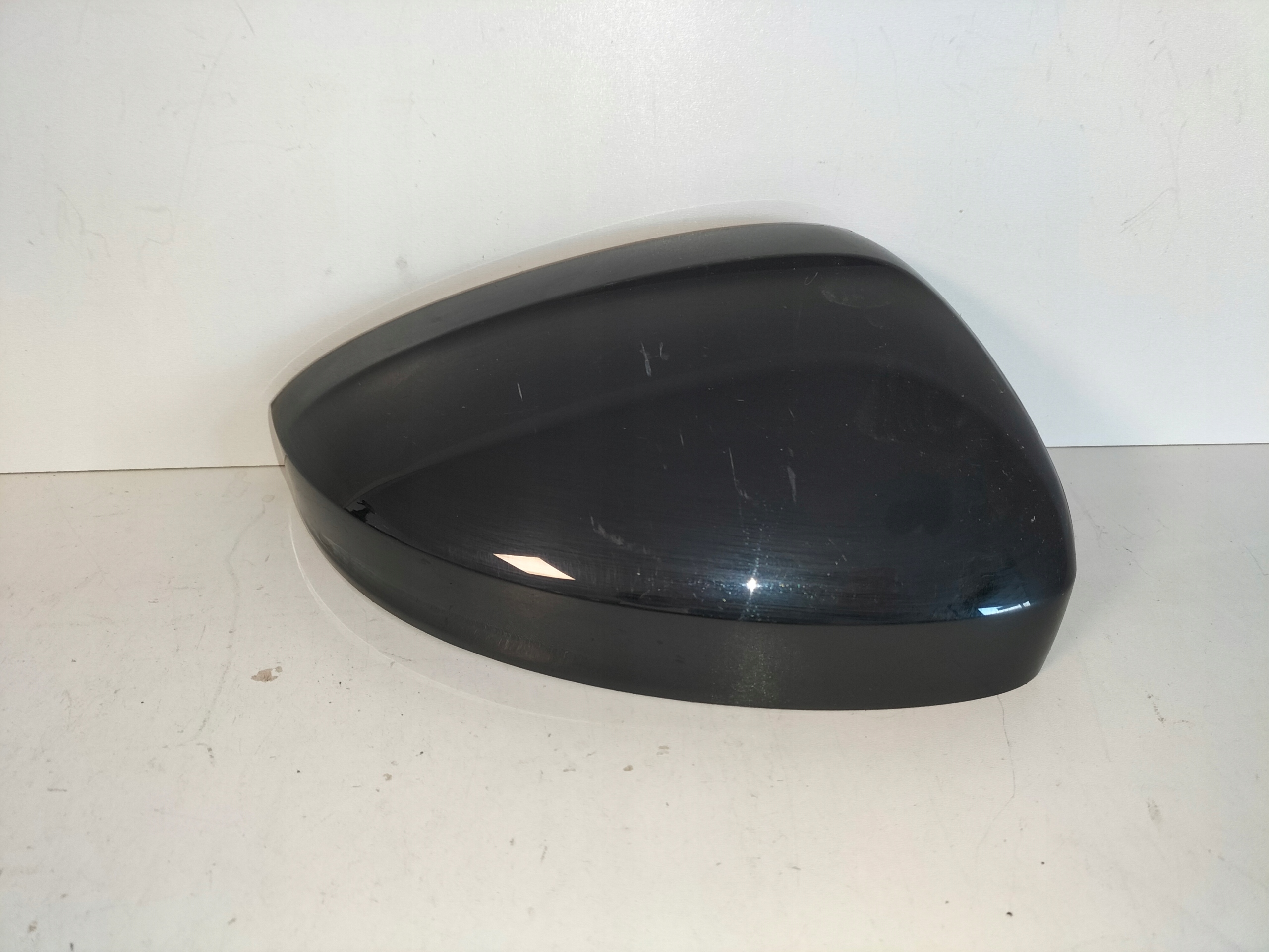 cover cap mirrors right VW TIGUAN II 16