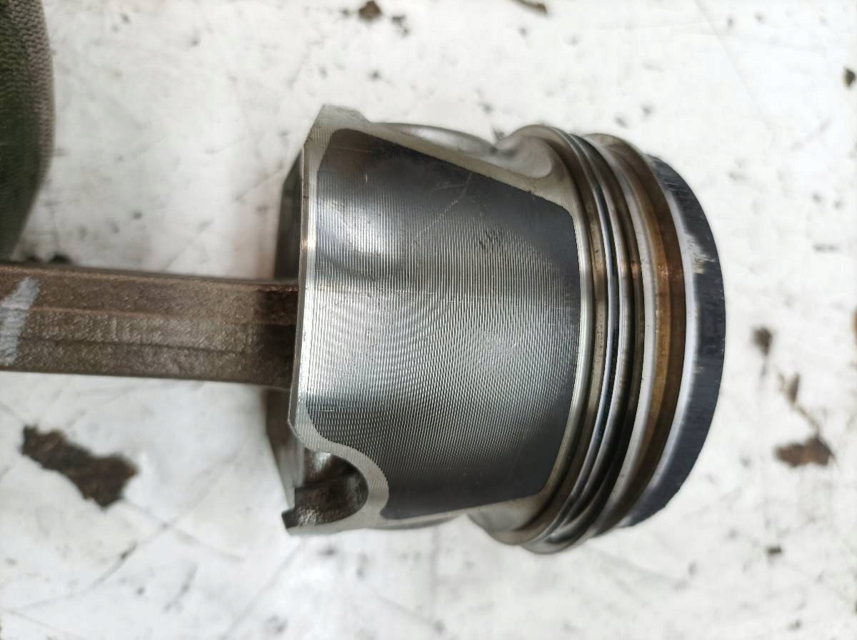 piston connecting rod 80.95 2.0 TDI Seat Toledo III (2005-2009)
