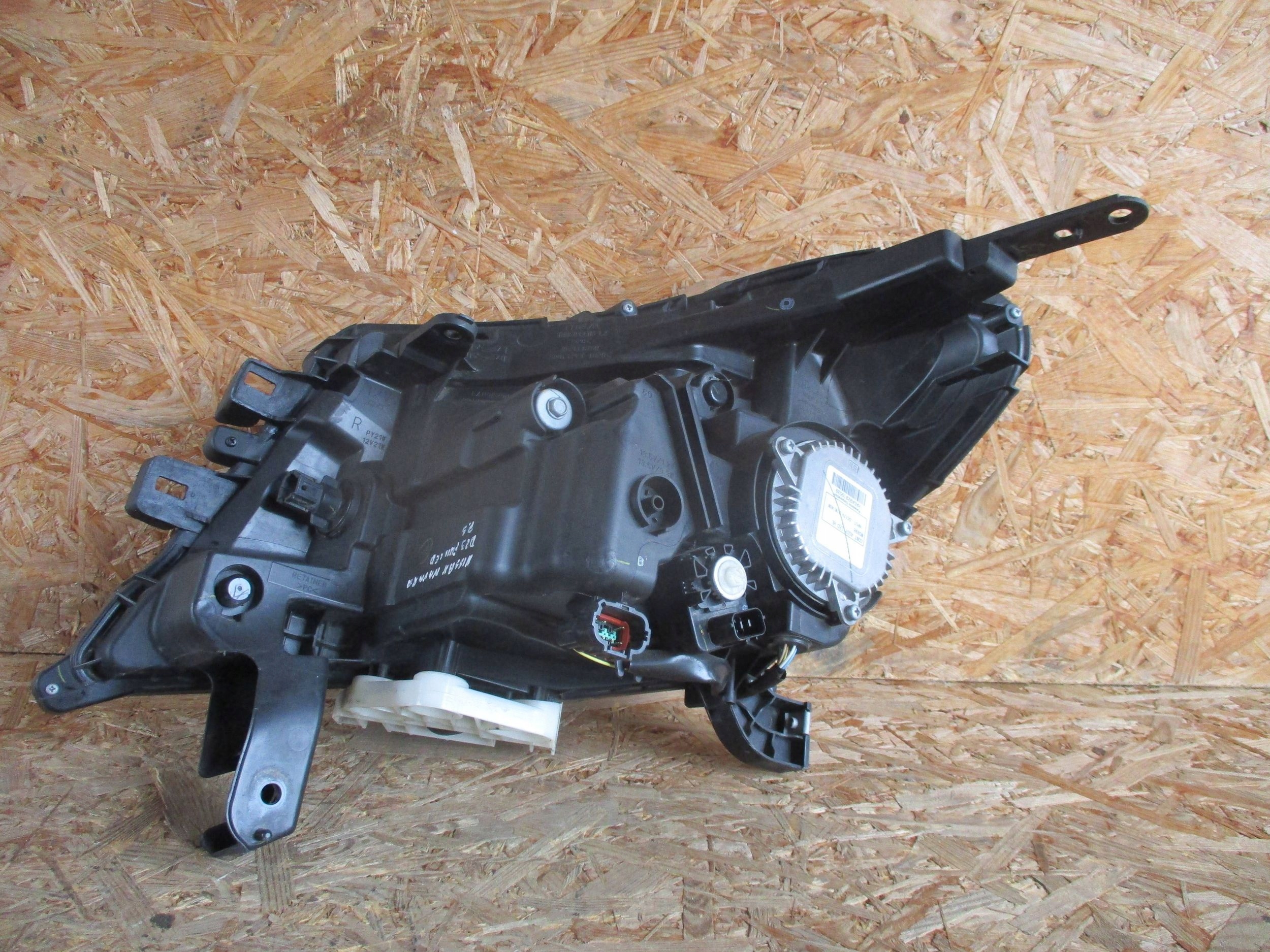 light front front right NISSAN NAVARA NP300 D23 LIFT FULL LED