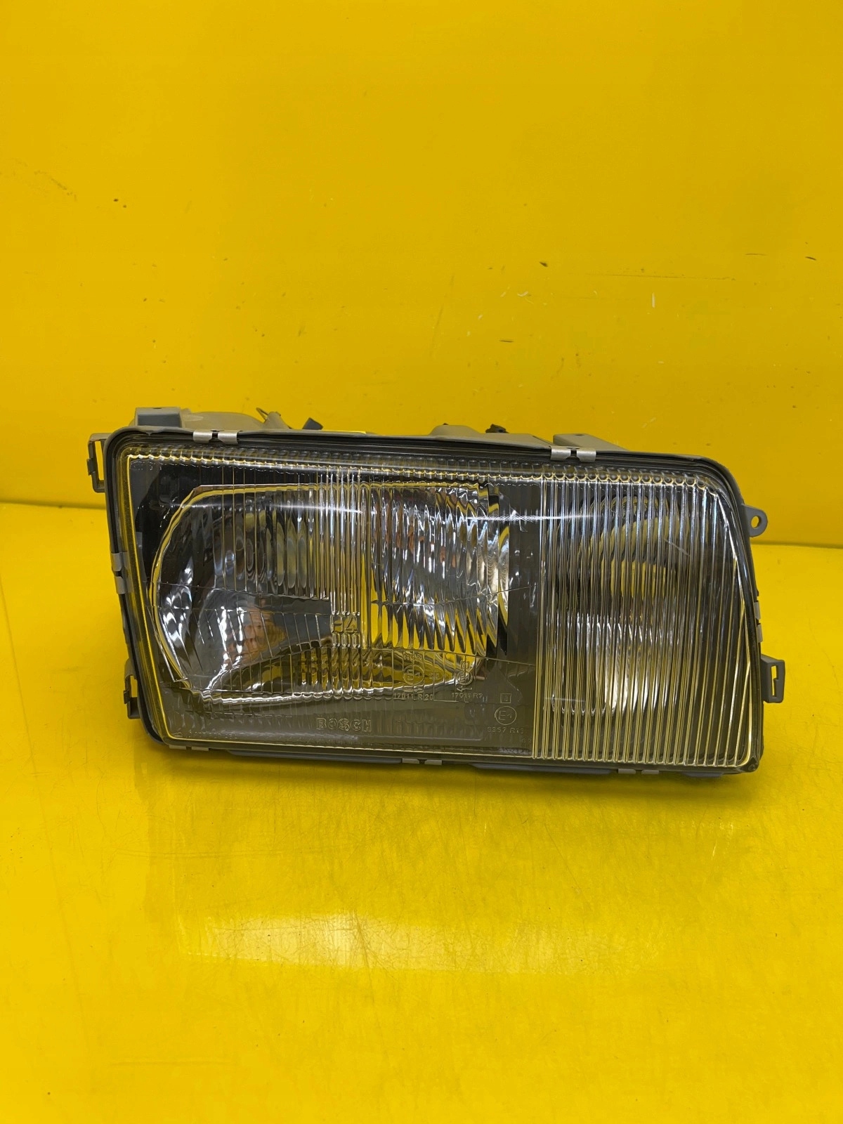 light right Mercedes W126 79-91 A1268209361