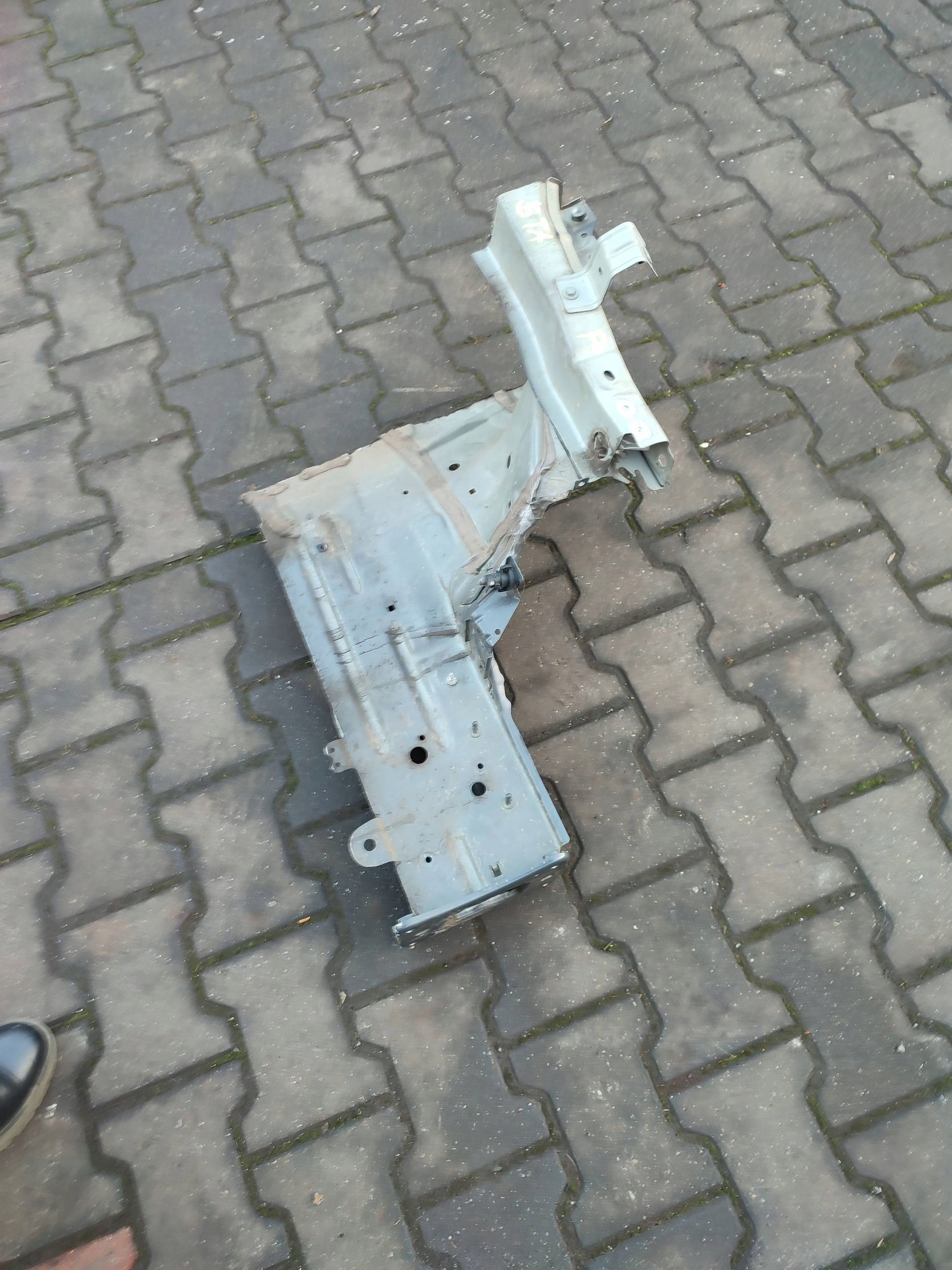 Volkswagen Touran III 2020 front side right quarter