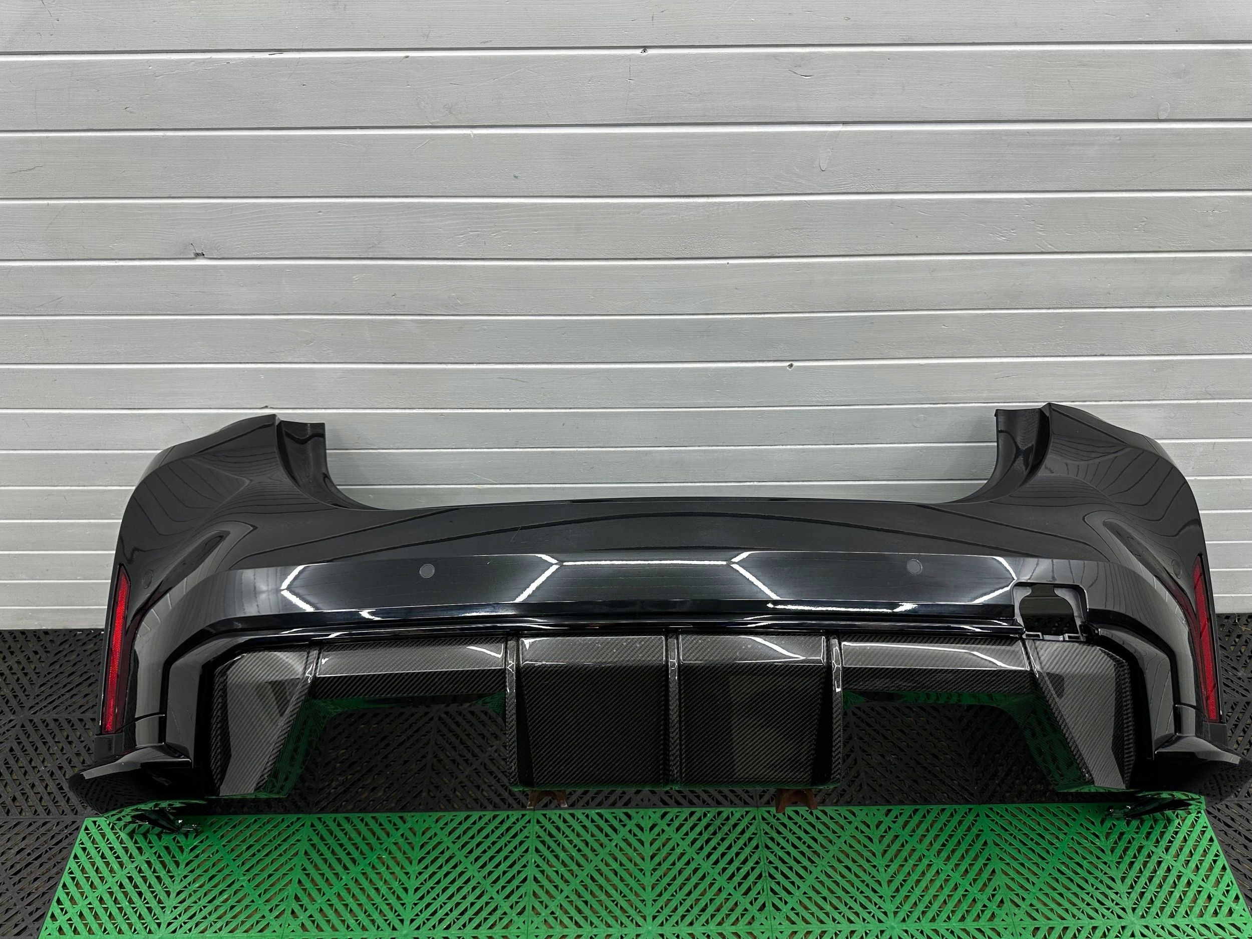 bumper rear rear part BMW M4 G82 G83 complete BLACK SAPHIRE 475 CARBON!!!!