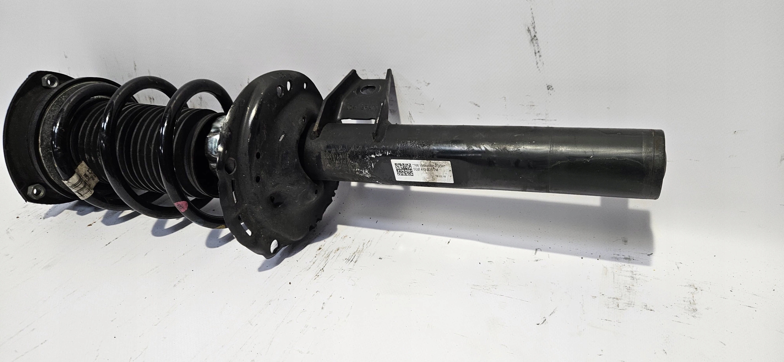 shock absorber right front GOLF VII OCTAVIA III 5Q0