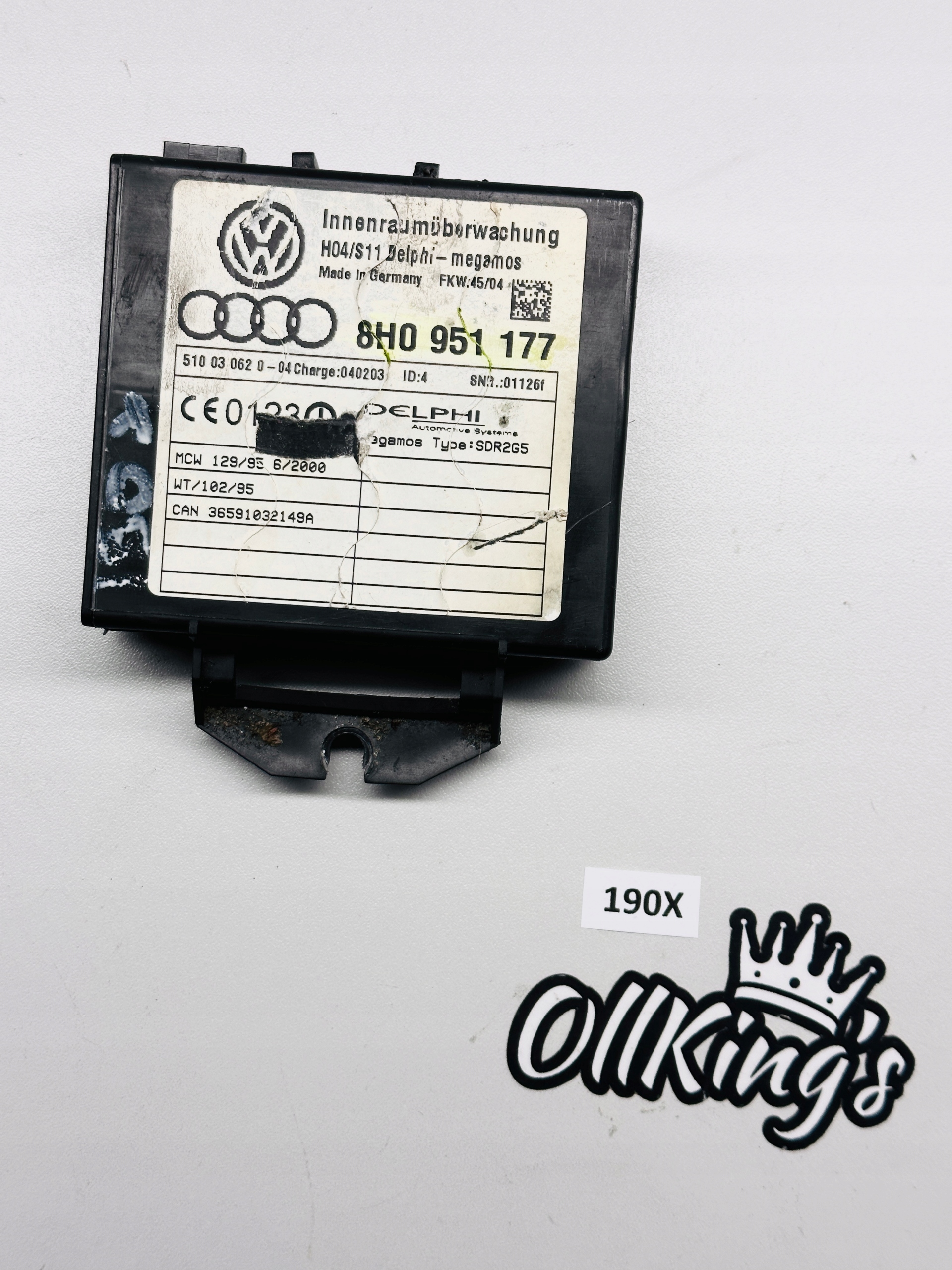 AUDI A4 S4 B6 CABRIO sensor ruchu module alarmu 8H0951177 OE