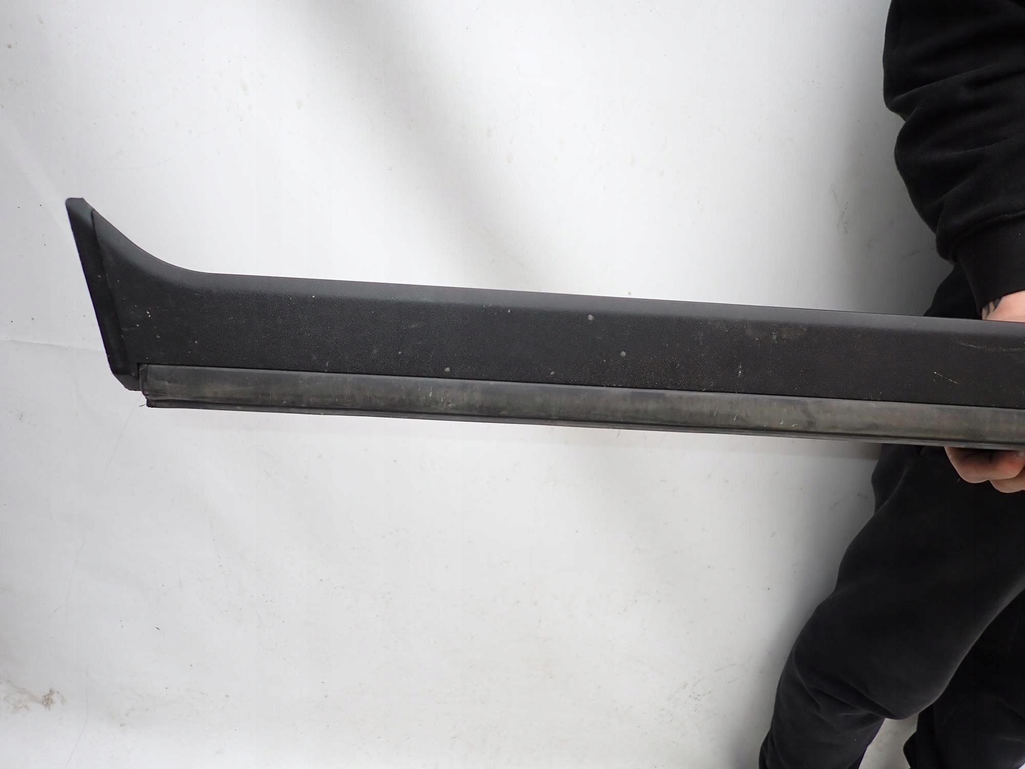 HYUNDAI TUCSON IV 4 20-> threshold left moulding threshold left