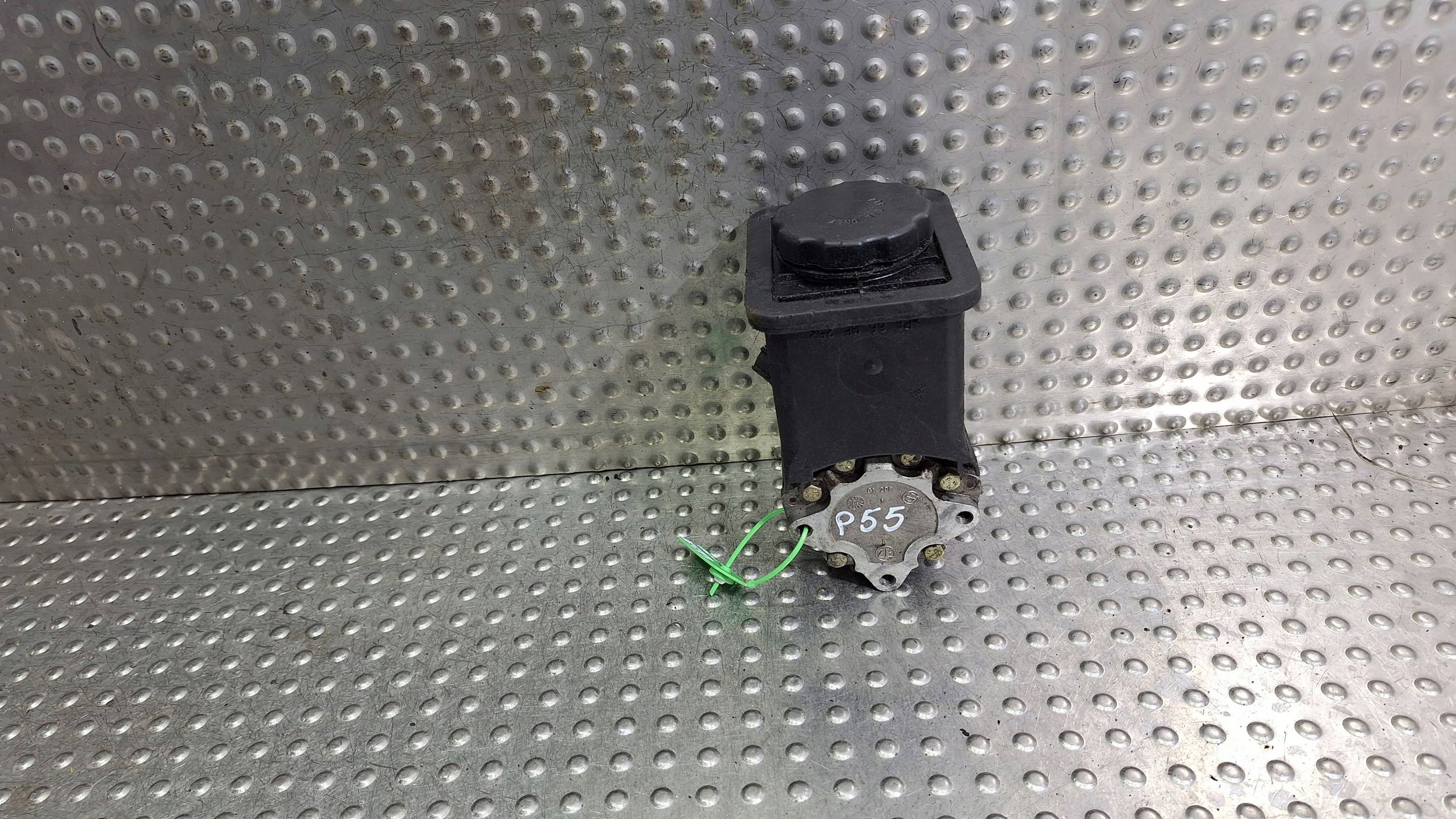 servo pump 1095155 7691900513 BMW E46 E39 X5 E53 2.5D 3.0D M47 M57