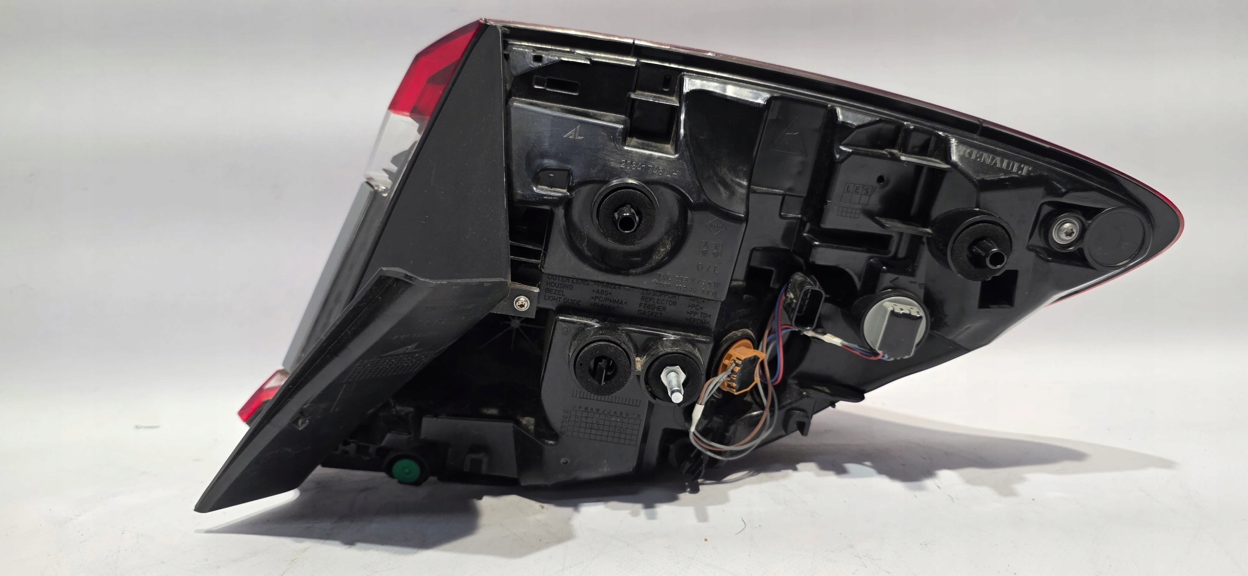light left rear part LED RENAULT CAPTUR II 19- original EUROPA 265558746R