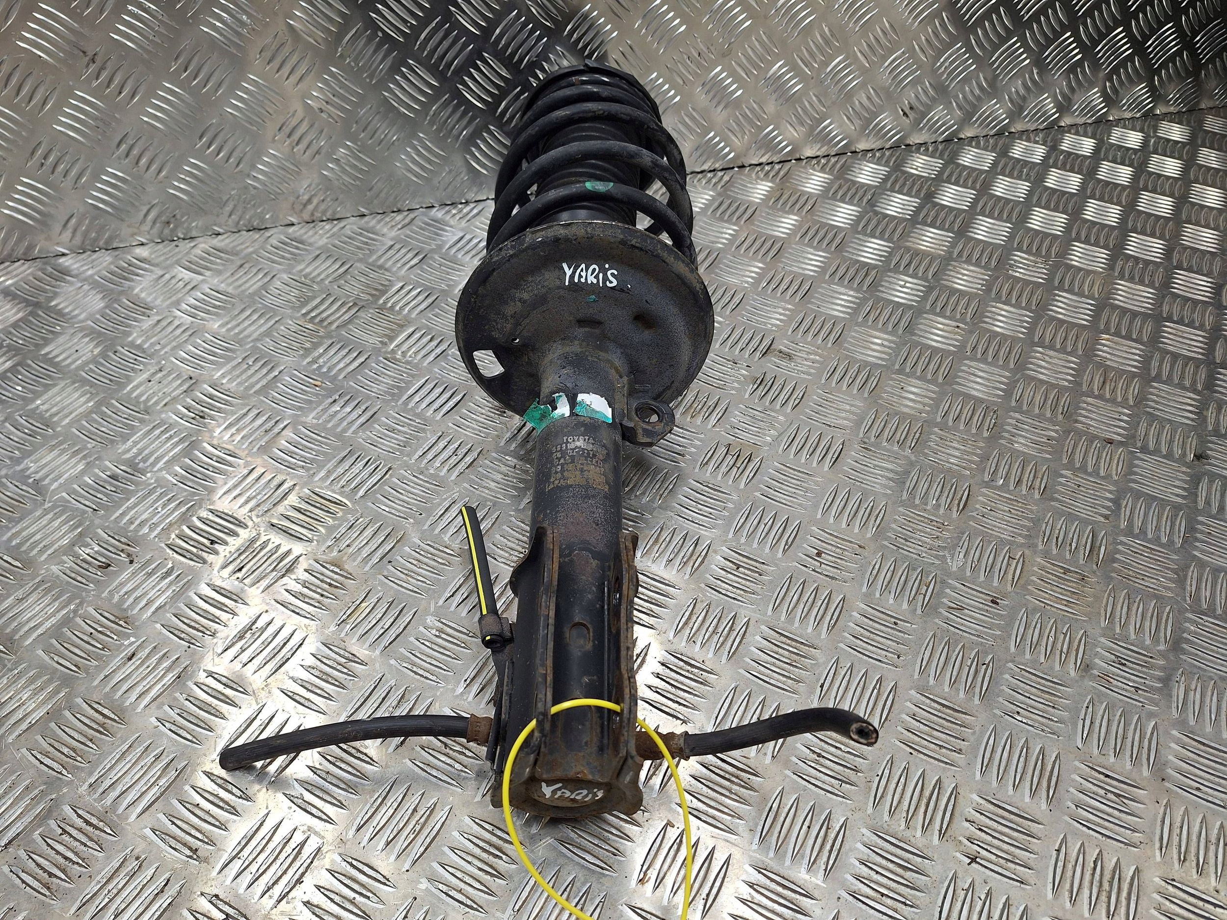 shock absorber right front TOYOTA YARIS II 06-11 48510-0D190