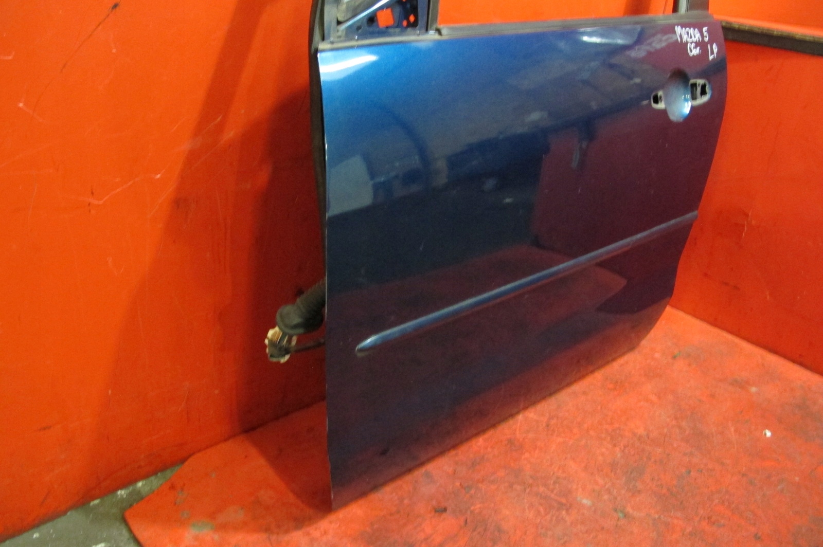 MAZDA 5 CR CR 05- door left front front blue 32C