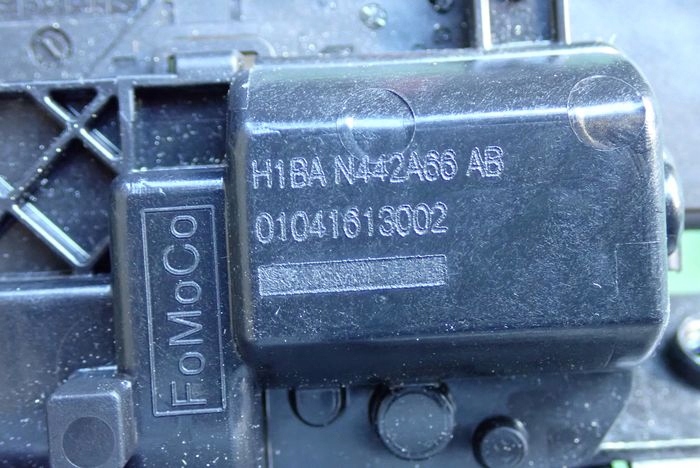 FORD PUMA MK2 19- lock bonnet boot H1BA-N442A66-AB