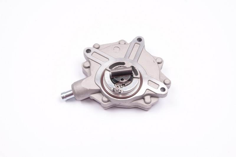18SKV015 - Вакуумний НАСОС BMW 5 E60 X1 E84 X3 E83 11667502656